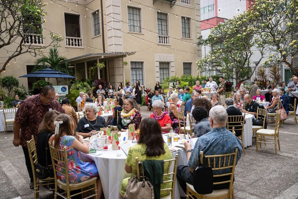 237. Cafe Julia.jpg