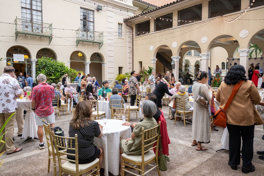 171. Cafe Julie with Guests.jpg