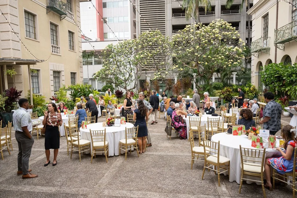 131. Cafe Julia with Guests.jpg
