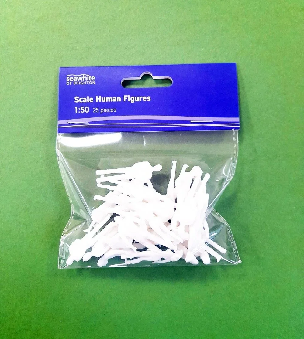 1:50 scale White unpainted figures 25 retail pack