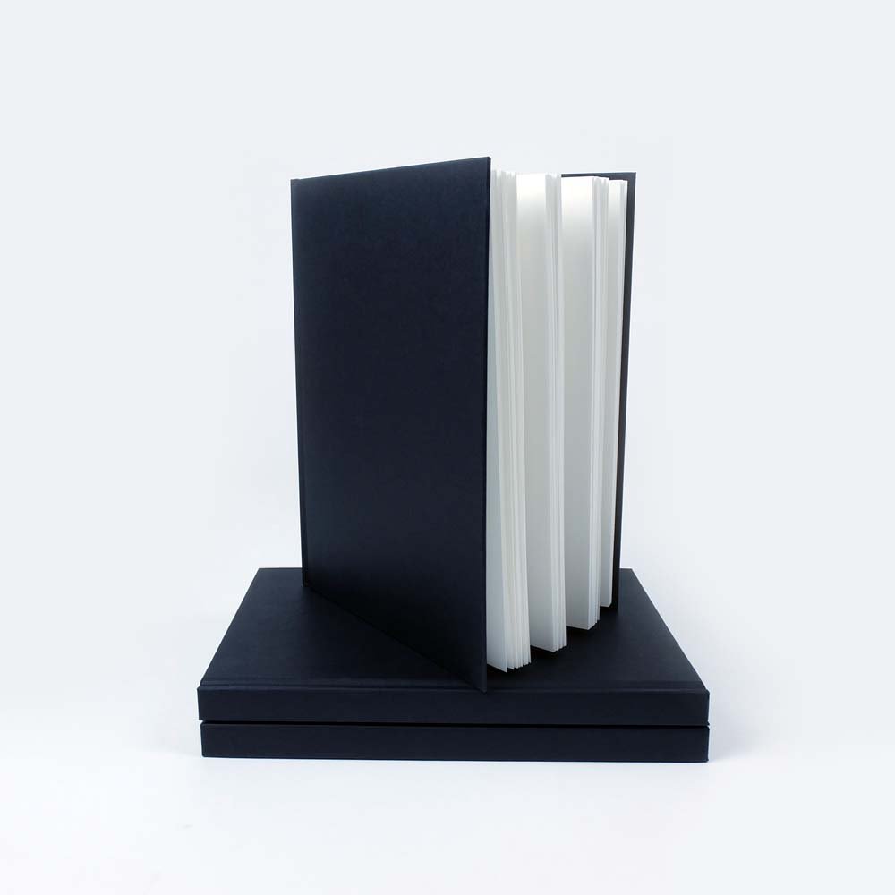 Popular Landscape Black Cloth Hardbacked Sketchbook (250 x 190mm) 140 pages