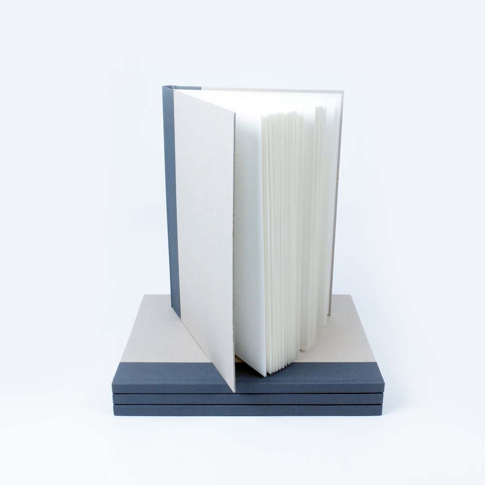 A4 Creative Plain Cover Sketchbook portrait 92 pages 140gsm