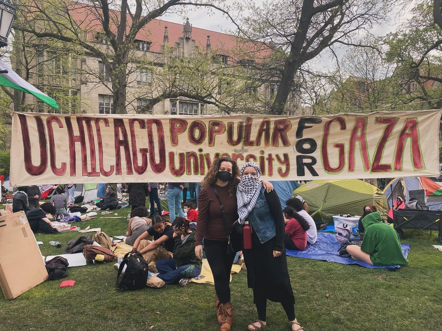 🚨📢 At MJF we firmly support the student movements across the country calling for divestment from genocide of Palestinians. Today, our MJF chapter showed up to support the Chicago Popular University for Gaza. U of Chicago is one of the top 10 leadin