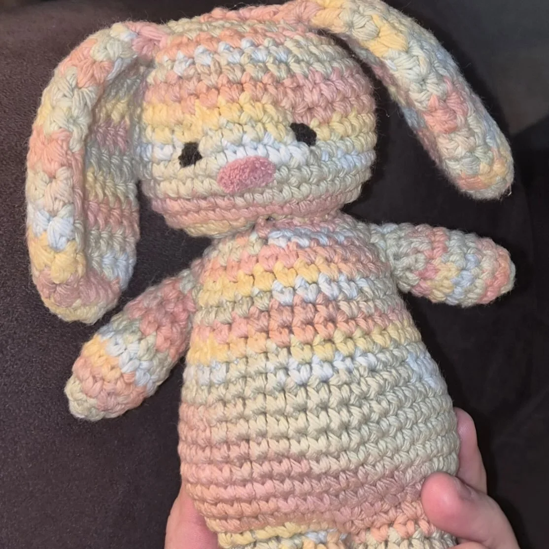 Finishing a handmade project can feel impossible to do for crafters who have experienced pregnancy loss.

If you began a project during pregnancy and find yourself unable to pick up the hook or needles again after a loss, please know that our volunte