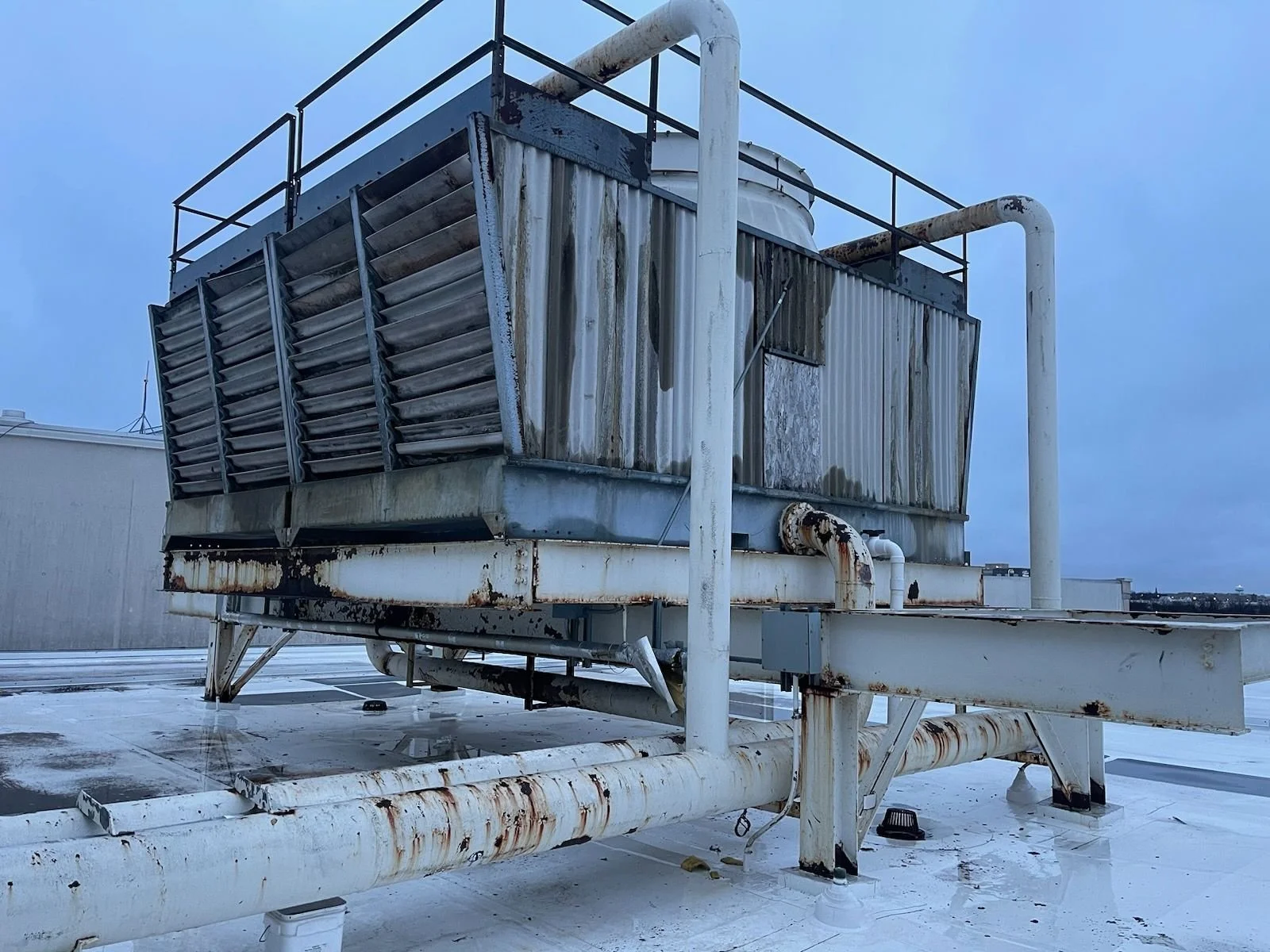 Cooling Tower Pipe-In	Cooling tower pipe-in, Garden City, Long Island