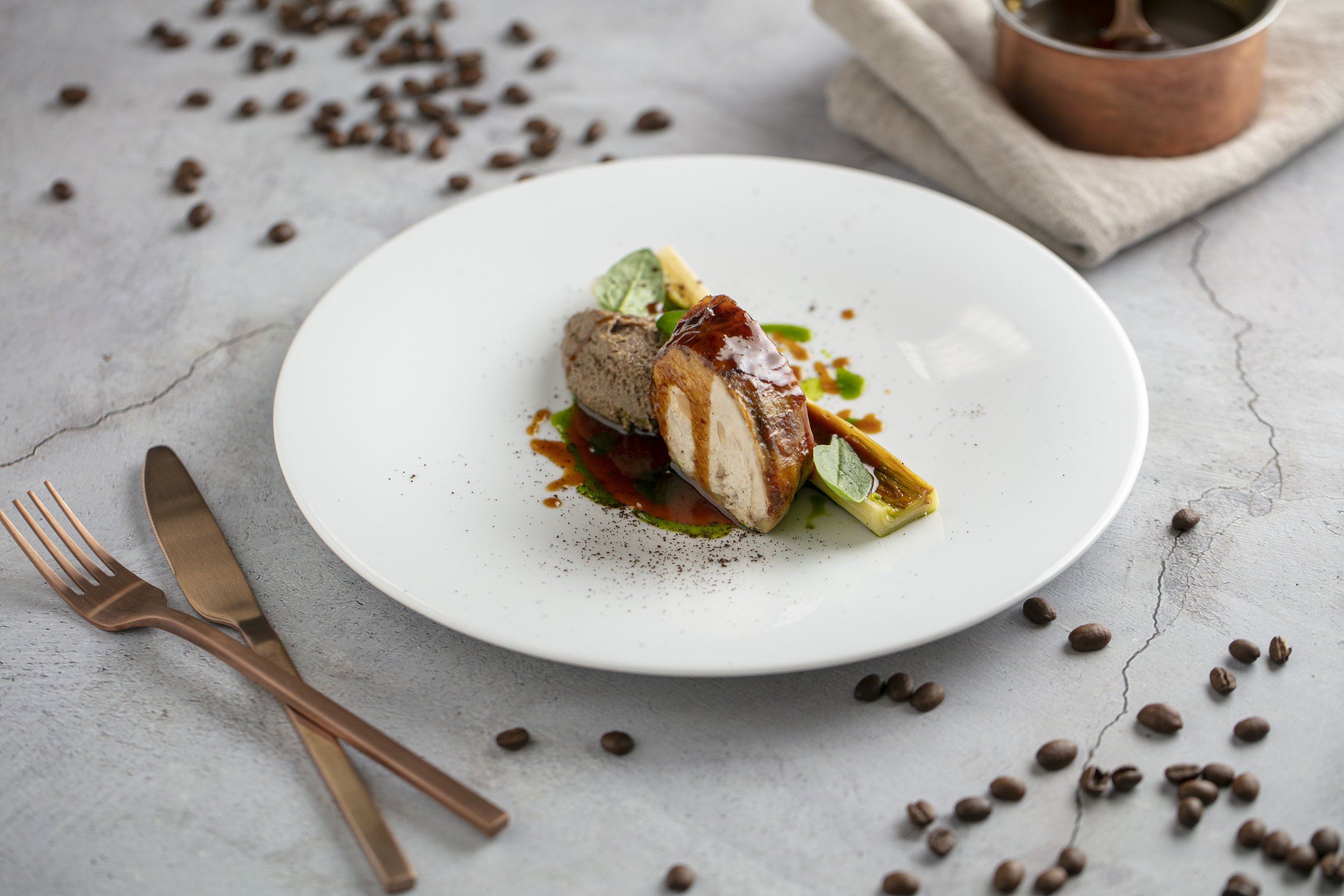 Stuffed guinea fowl with coffee, mushrooms and leeks 1.jpg