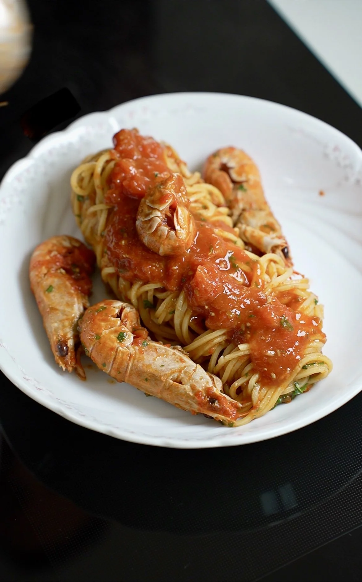 Fresh spaghetti with langoustines
