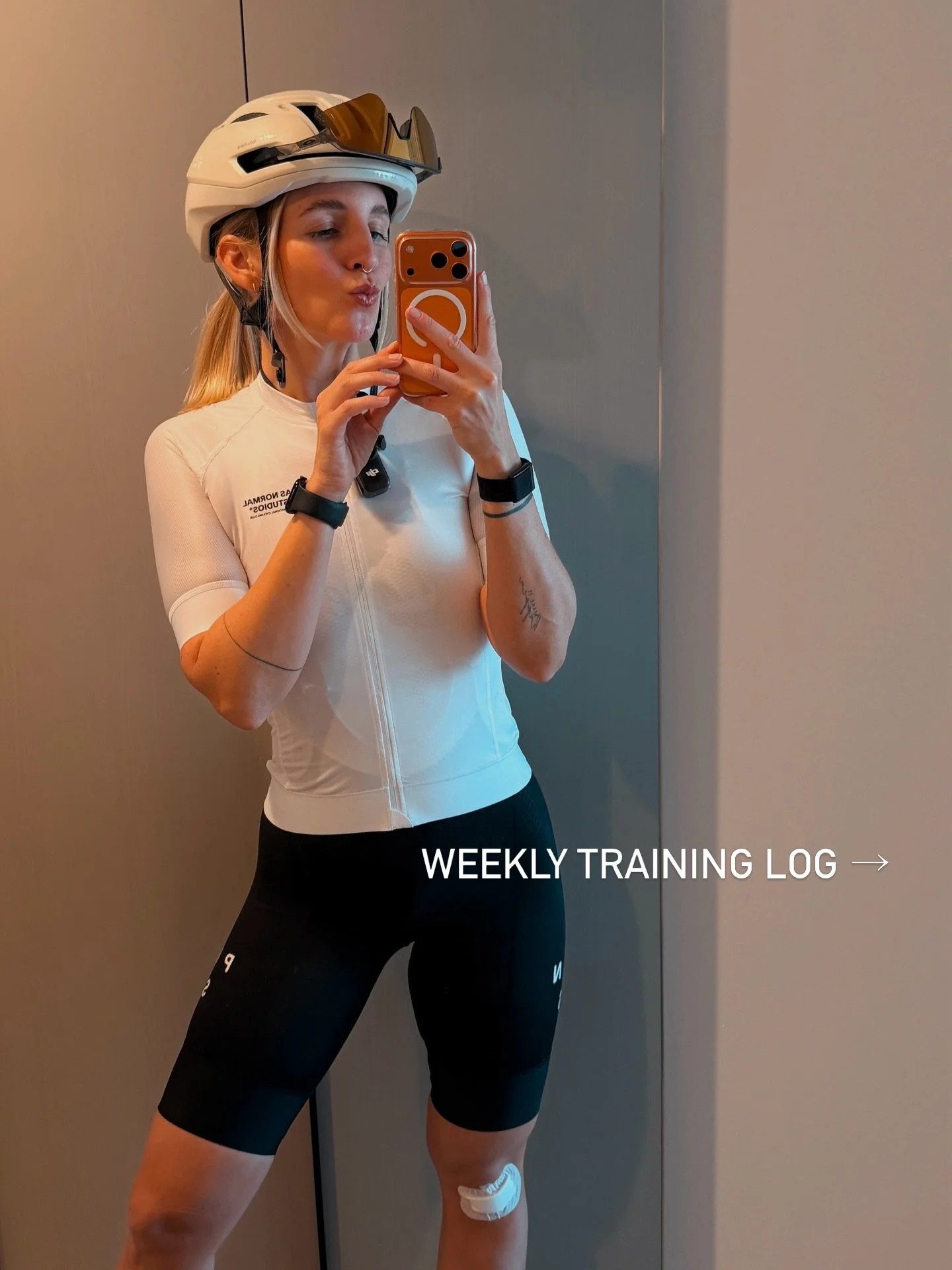 Apparently my &ldquo;doing nothing&rdquo; looks like this 😏🤭💓

 #weeklytraining #running #gymlife #cycling #whatalife
