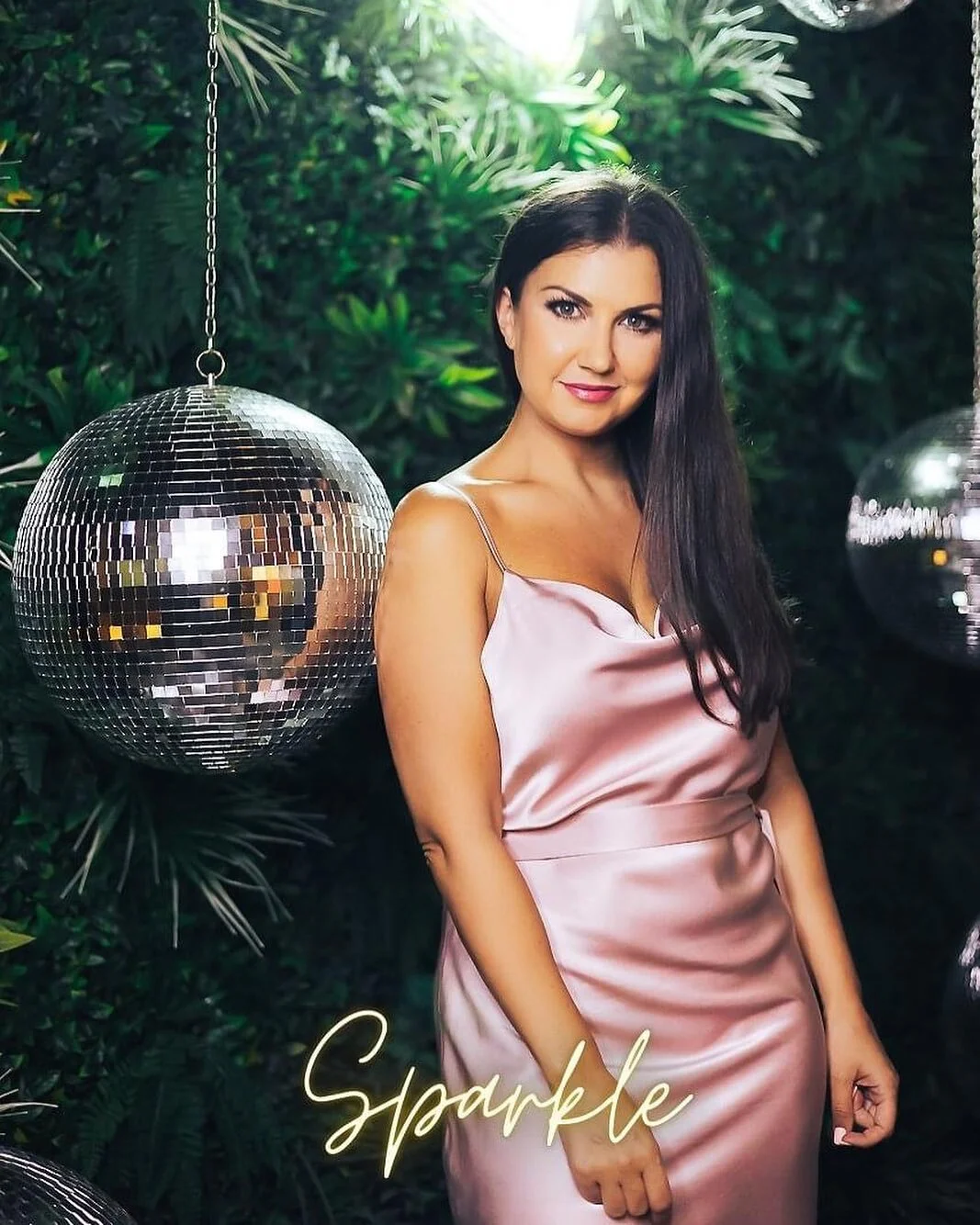 A night for women, completely created by a woman! @djnataliebrogan not only our resident DJ but the one behind the scenes making sure we have the best drinks deals, decor &amp; entertainment 💕