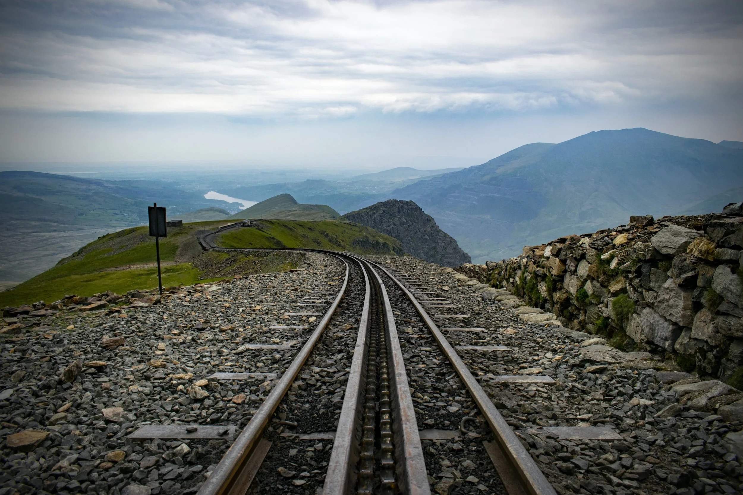 Train track - Mount Sonwdon