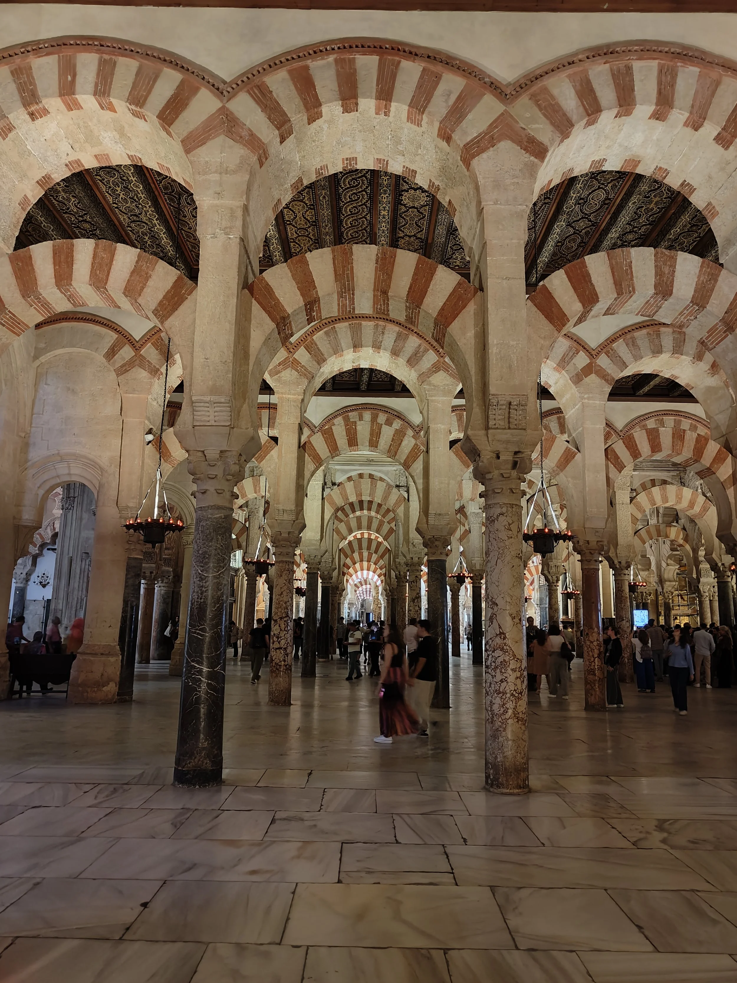 GETTING LOST IN THE ARCHES. My Visit to the Mosque–Cathedral of Córdoba