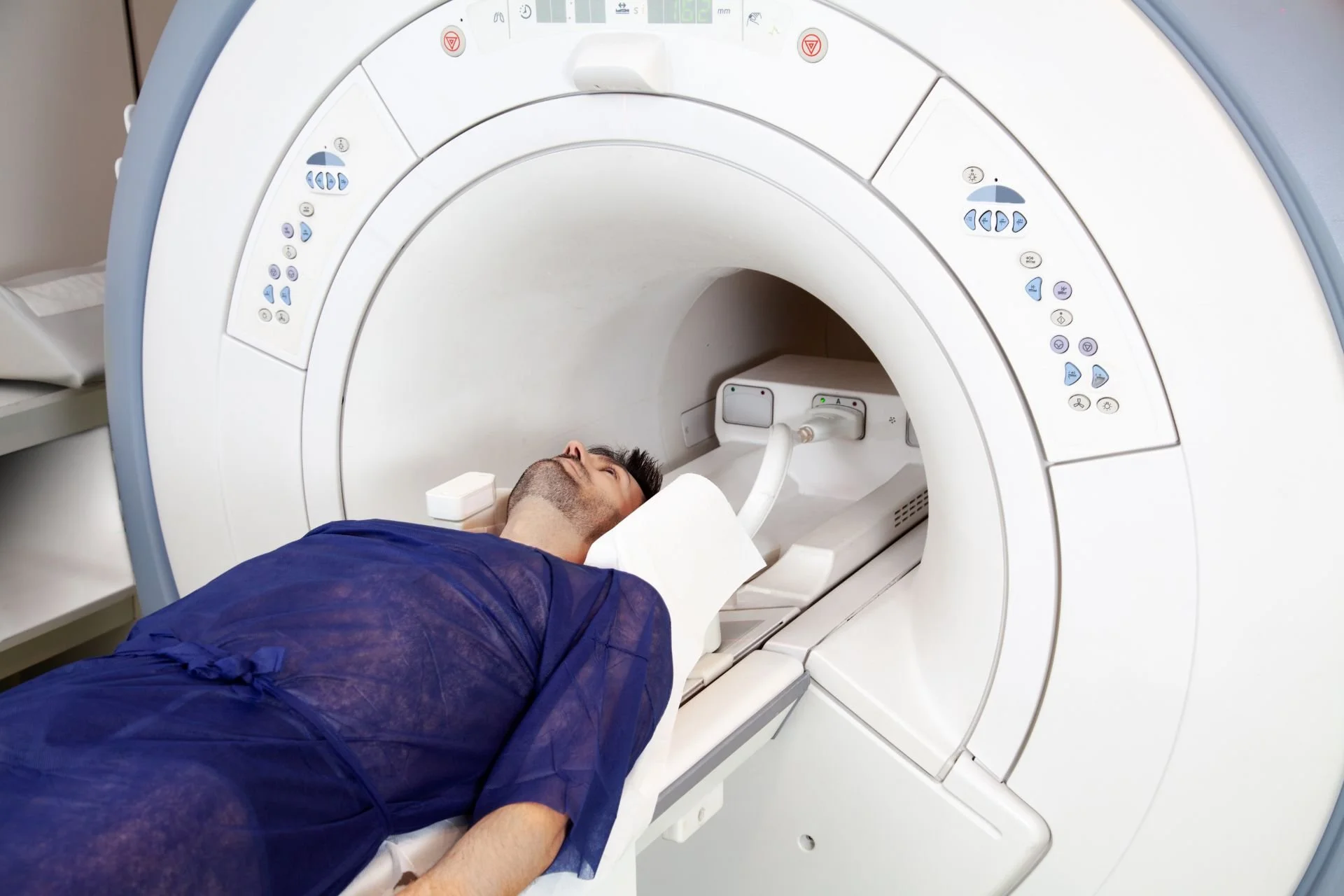 What is a MRI scan?