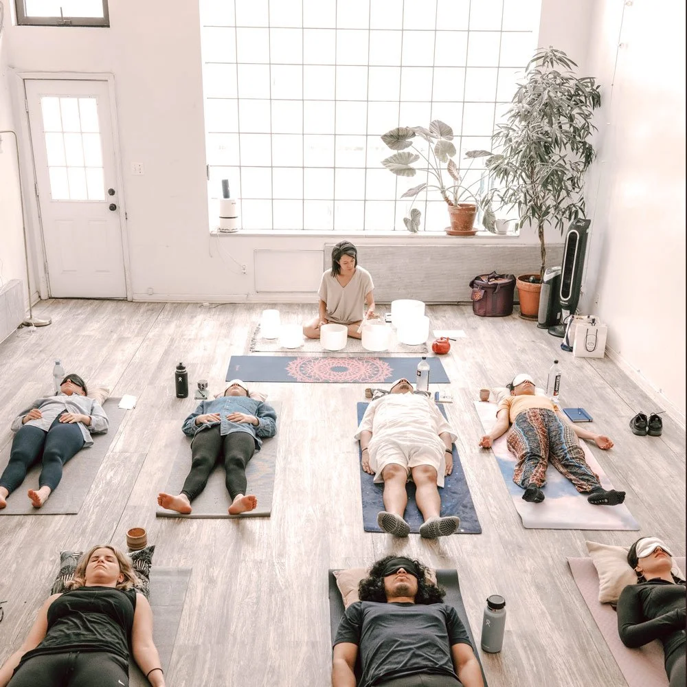 How Sound Baths Reduce Burnout for Corporate Teams (A Science-Backed Guide)