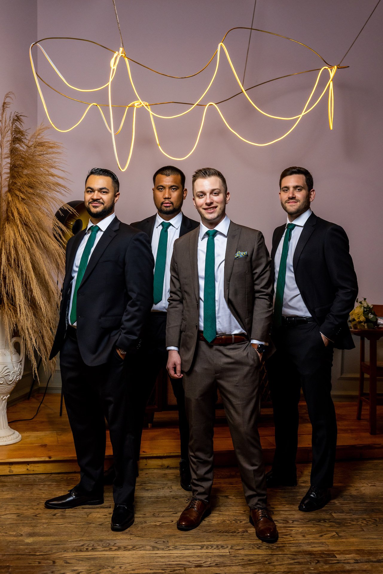 Alex Maldonado Photography | Chicago Wedding and lifestyle Photographer | wedding photos selina hotel creative indoor cool casual groomsman pose