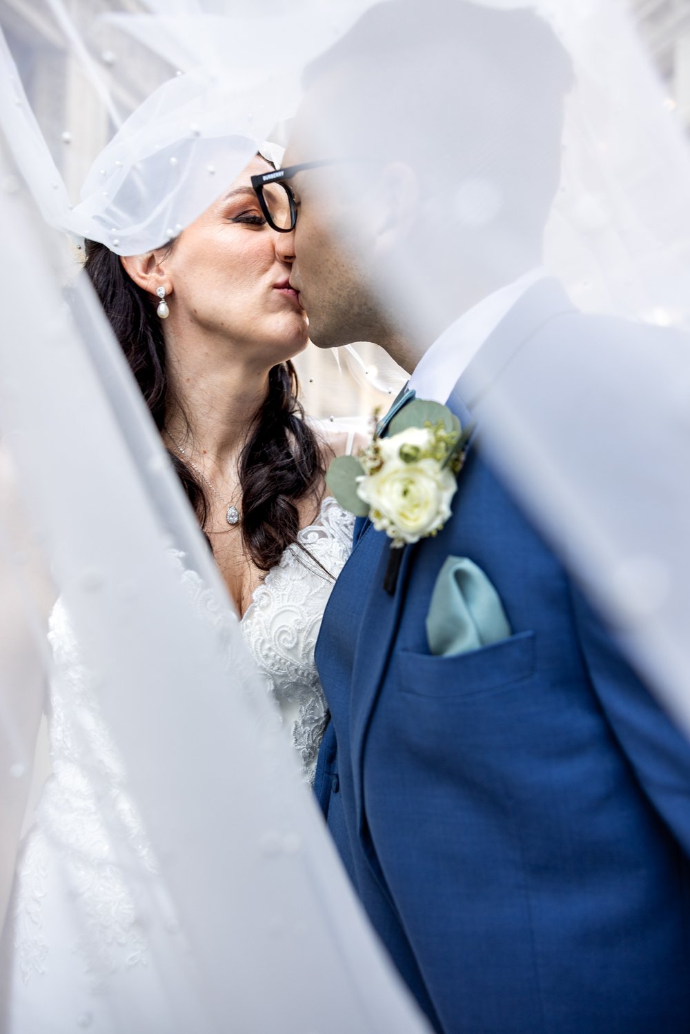 Alex Maldonado Photography | Chicago Wedding Photographer | creative wedding poses 2024.jpg