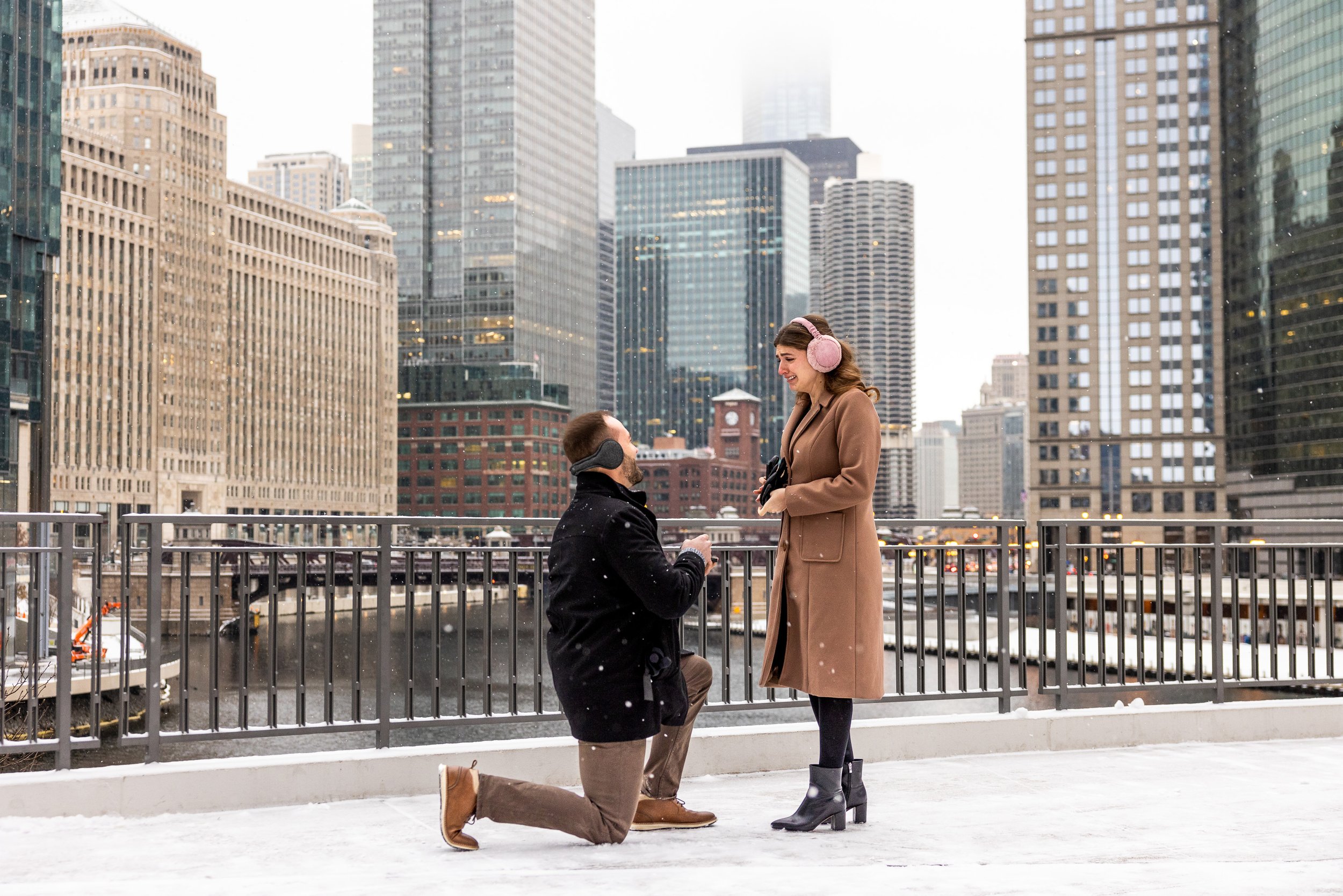 Alex-Maldonado-Photography-River-Point-Park-Winter-proposal-Chicago-2524a.jpg