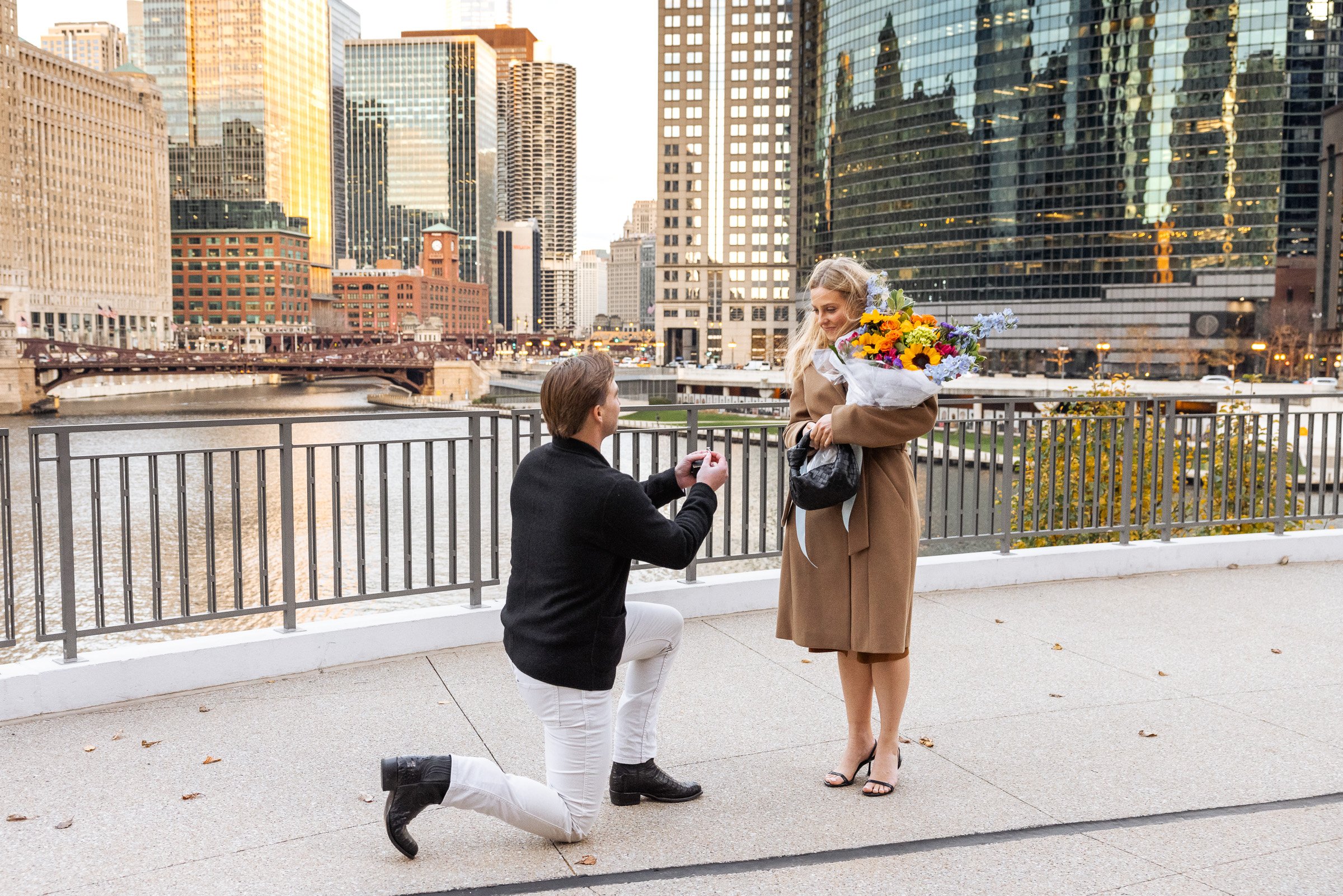 Alex Maldonado Photography Chicago Wedding Photographer river point park proposal-27248.jpg