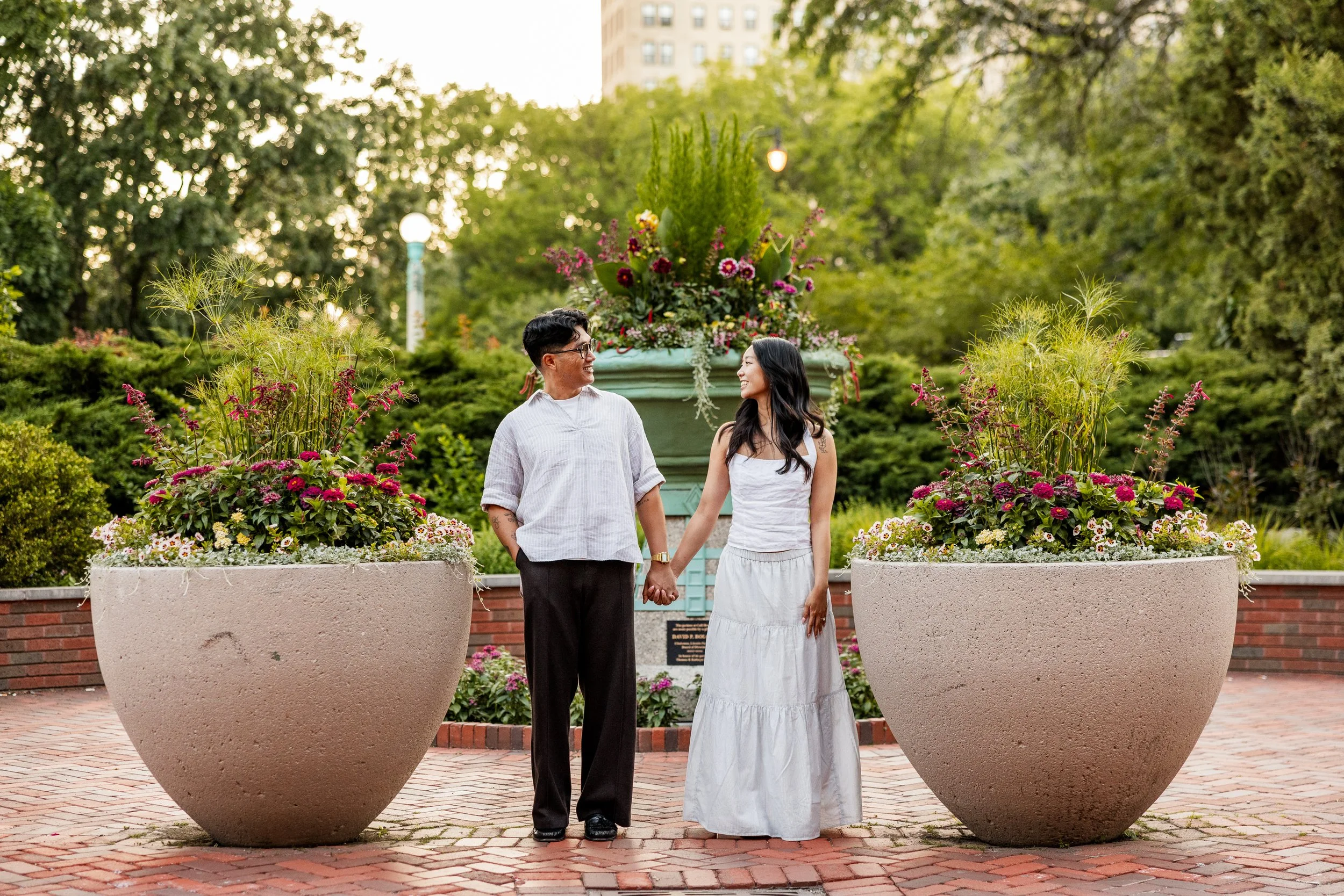 Alex Maldonado Photography-Lincoln-Park-Propsal-summer-goldenhour 260623-50.jpg