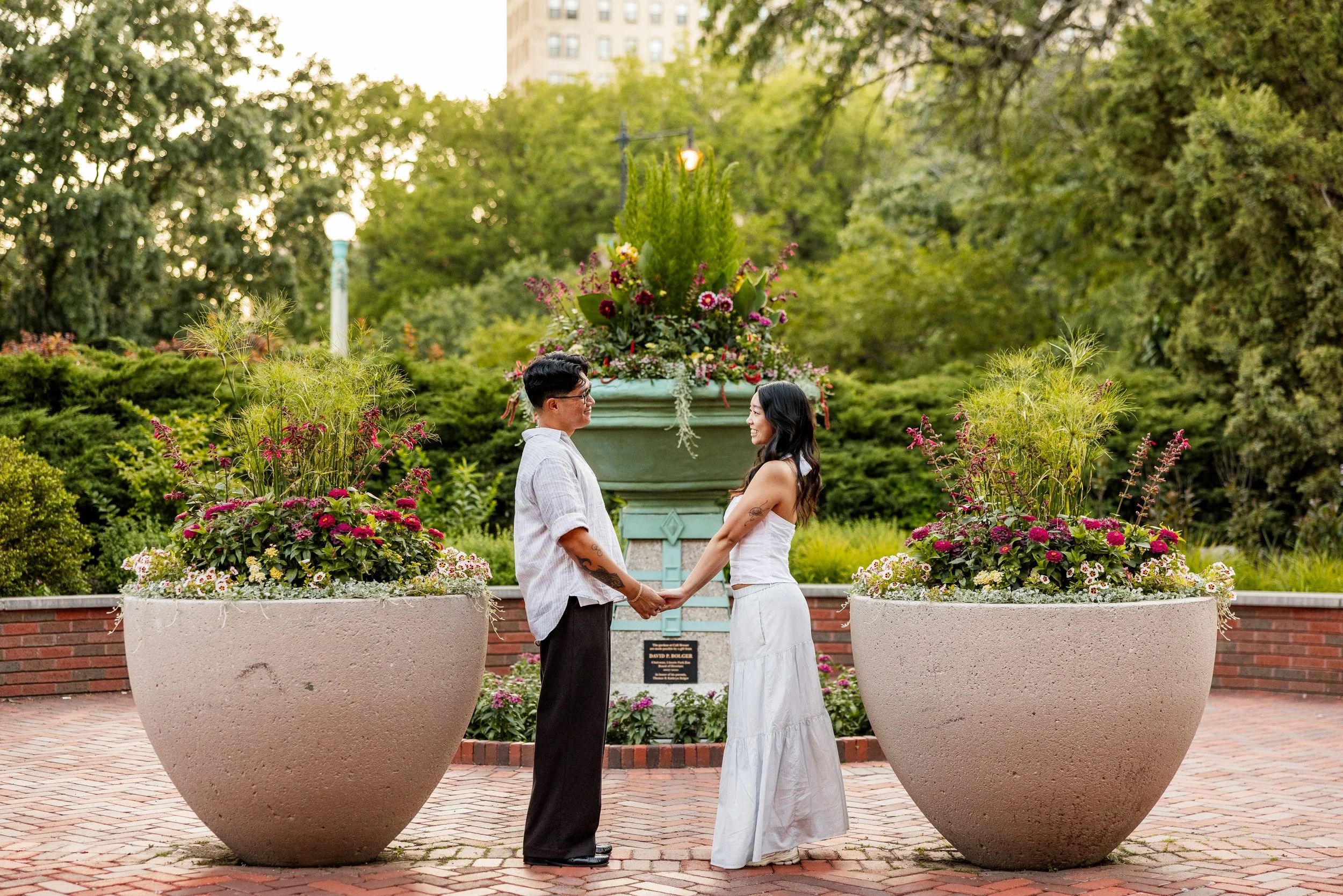 Alex Maldonado Photography-Lincoln-Park-Propsal-summer-goldenhour 260623-52.jpg