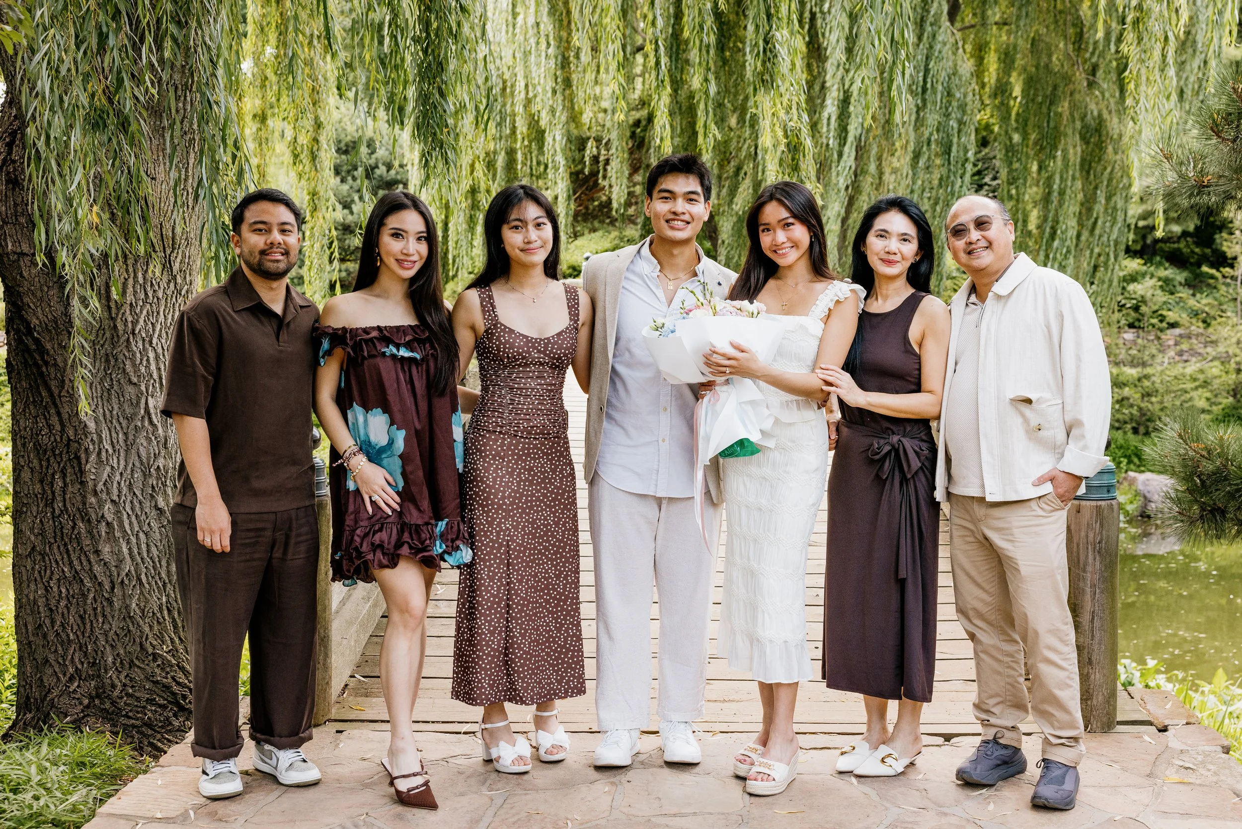 Alex Maldonado Photography-Triet + Catharina - Chicago Botanic Garden260724-20.jpg