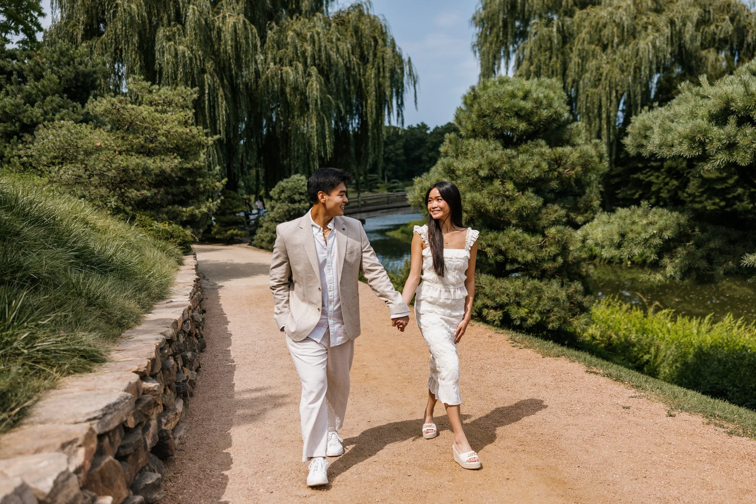 Alex Maldonado Photography-Triet + Catharina - Chicago Botanic Garden260724-28.jpg