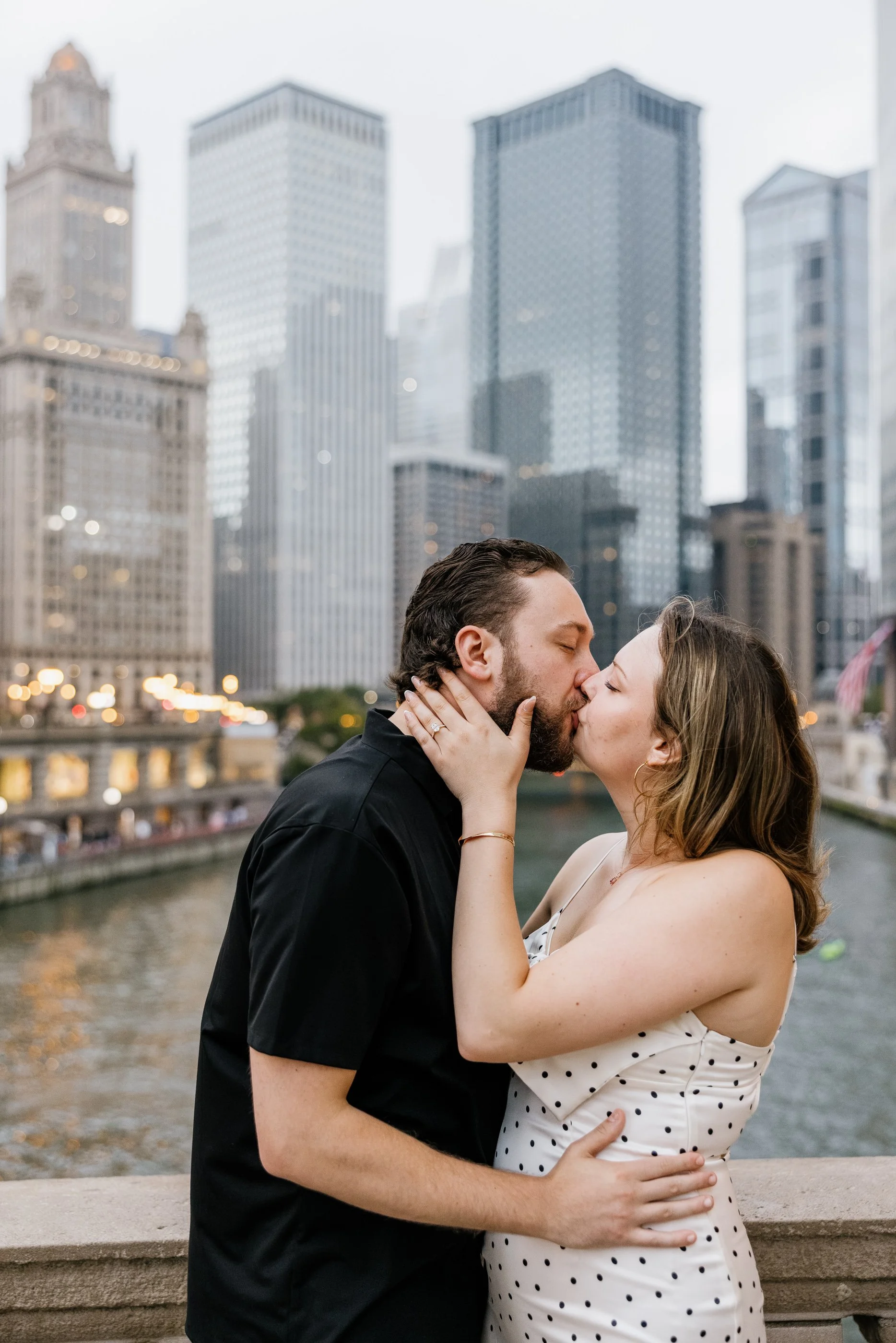 Alex Maldonado Photography- Easton + Sarah - Wrigley Building engagement 260801-19.jpg