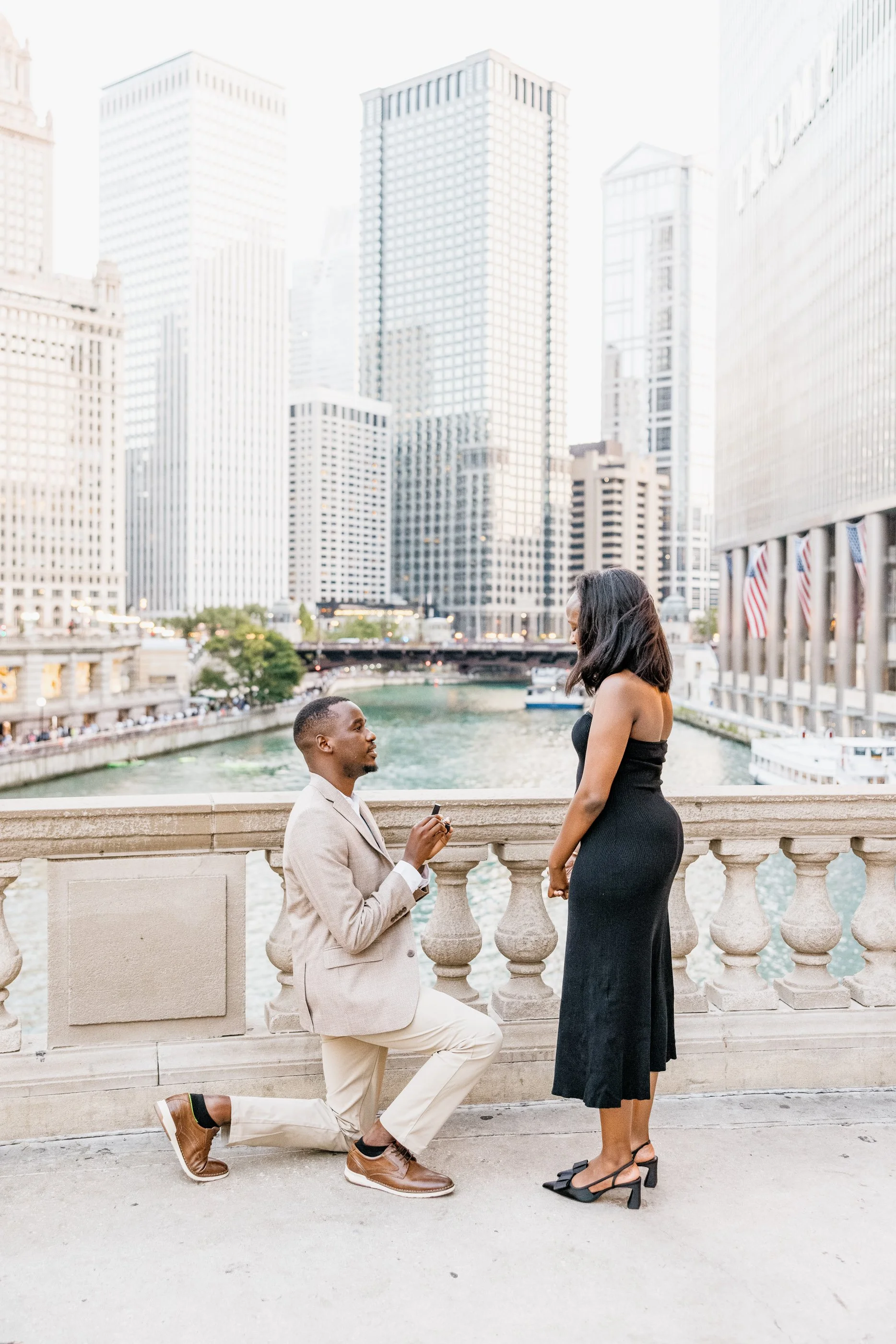 Alex Maldonado Photography-Wrigley Building proposal engagaments 260808-5.jpg