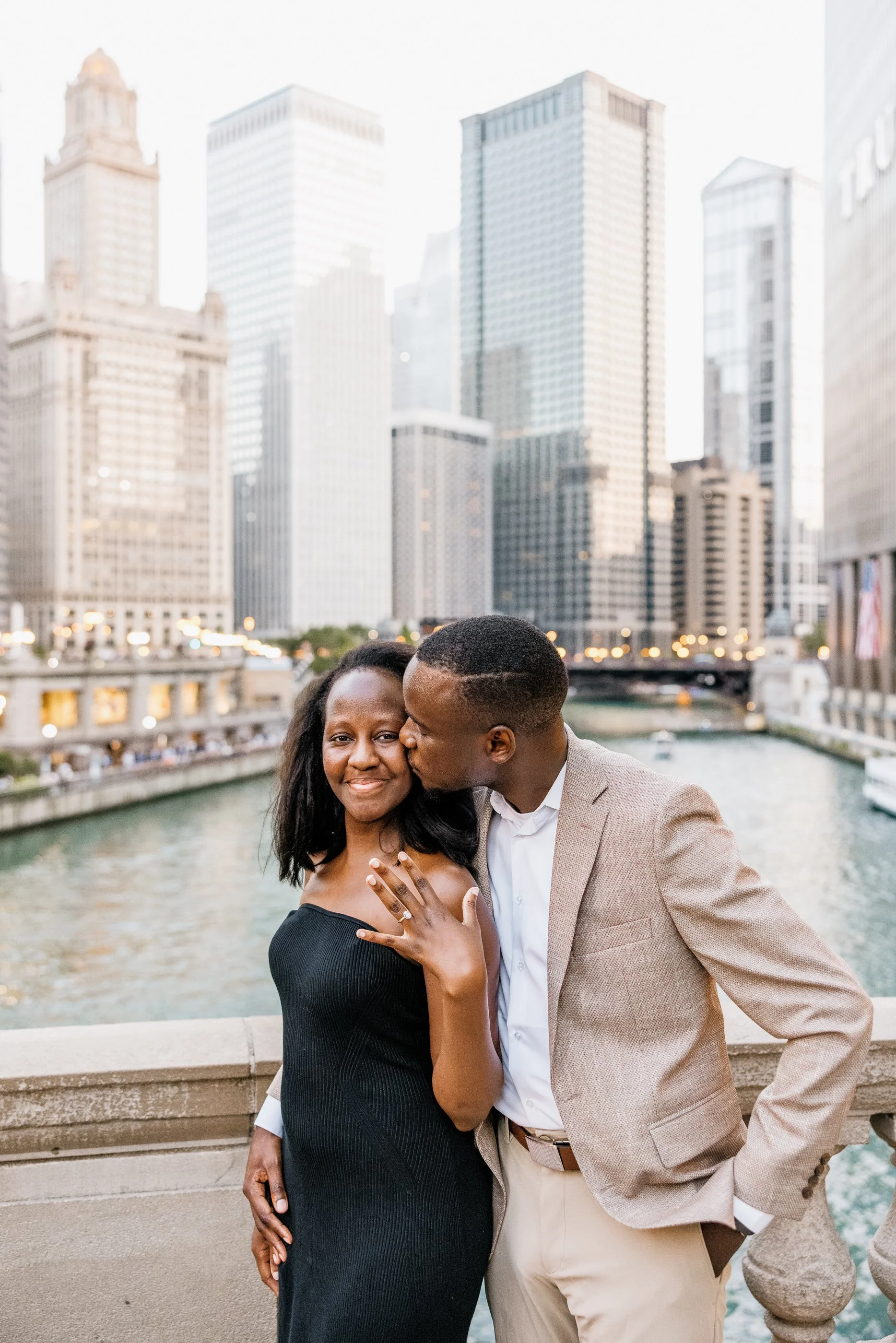 Alex Maldonado Photography-Wrigley Building proposal engagaments 260808-12.jpg