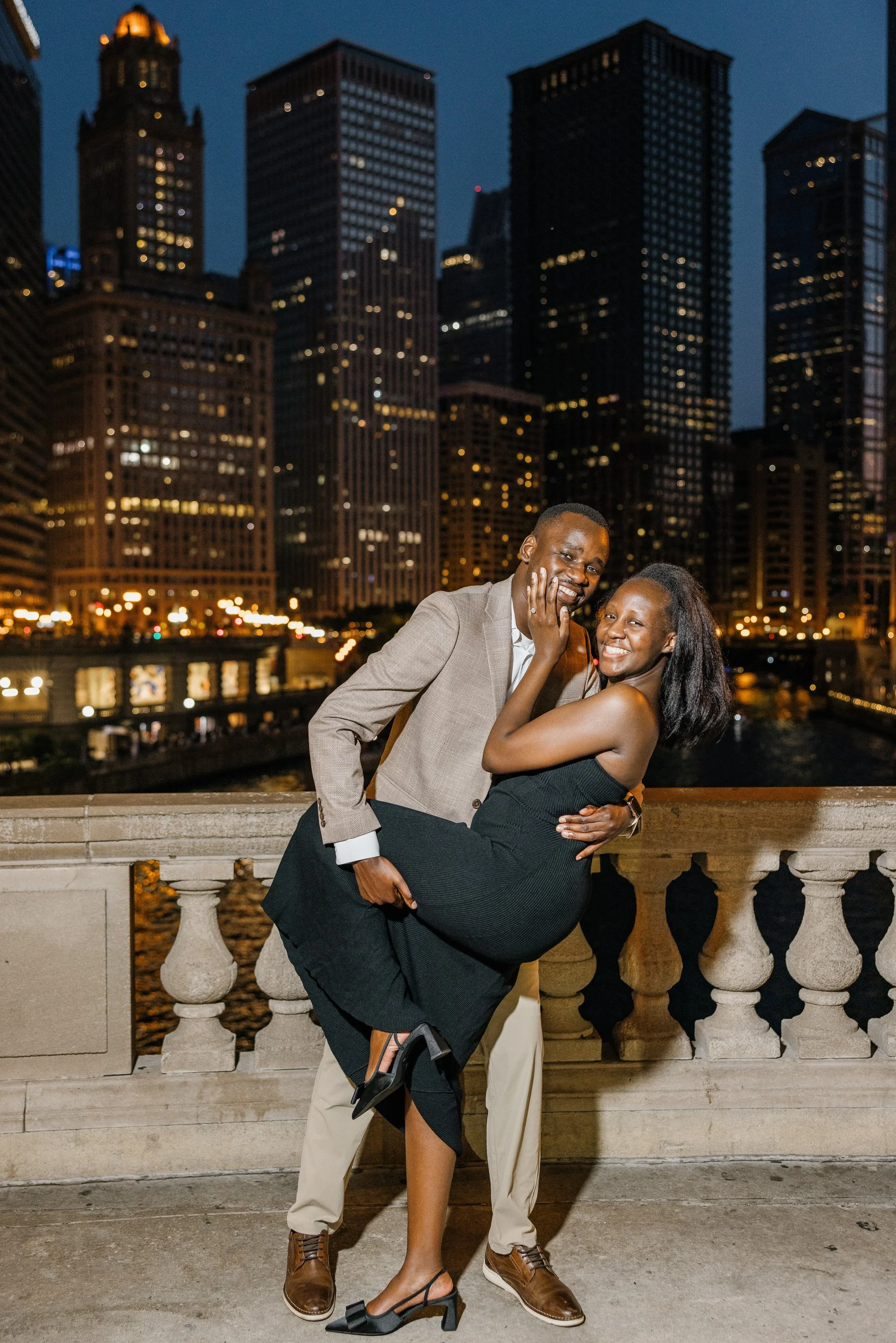 Alex Maldonado Photography-Wrigley Building proposal engagaments 260808-35.jpg