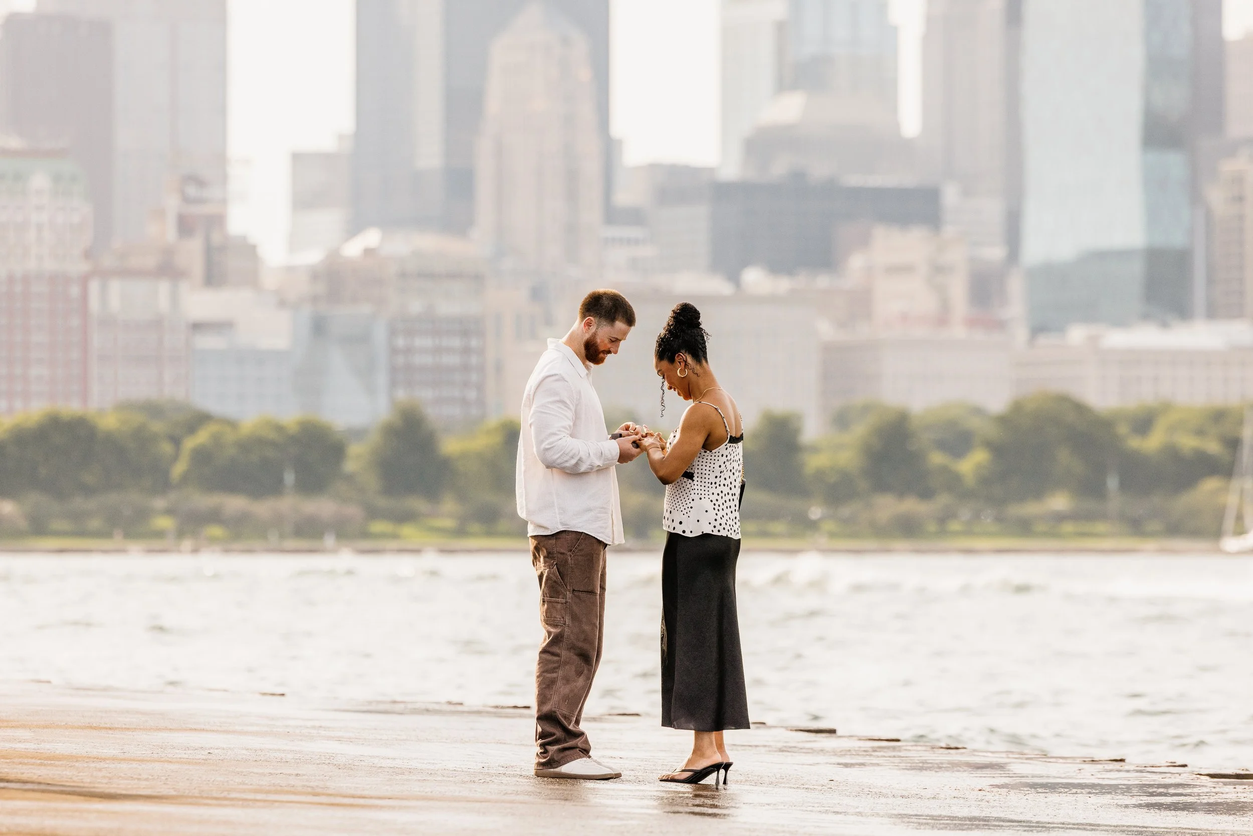 Alex Maldonado Photography- Adler Planetarium proposal lake skyline 260816-8.jpg