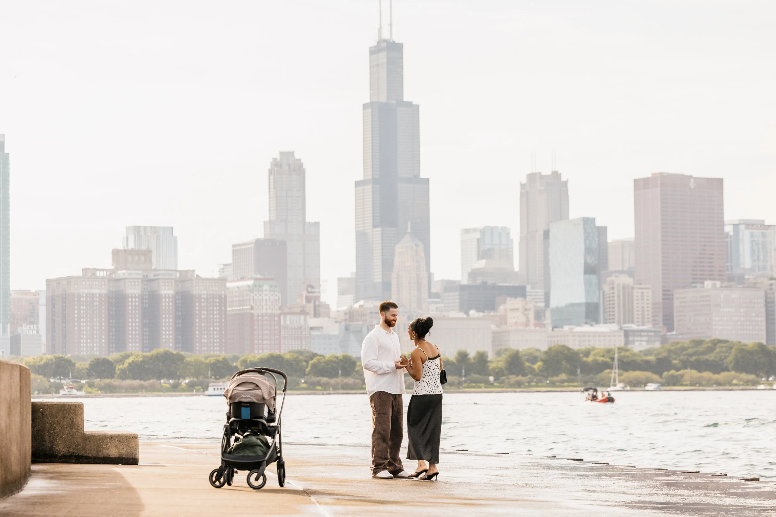 Alex Maldonado Photography- Adler Planetarium proposal lake skyline 260816-11.jpg