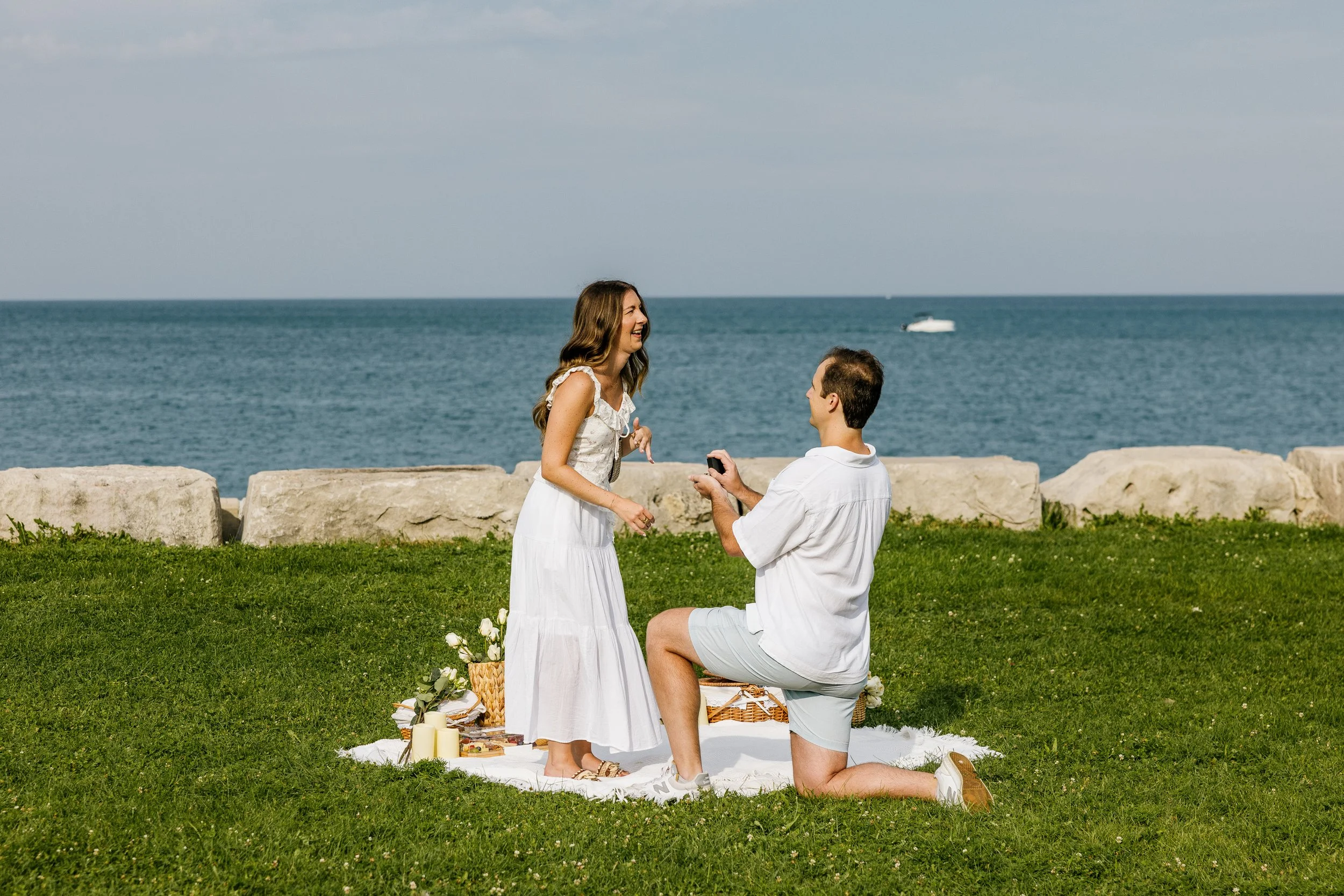 Alex Maldonado Photography- Lakefront Proposal Chevron Sculpture Thomas Alyssa 260821-16.jpg