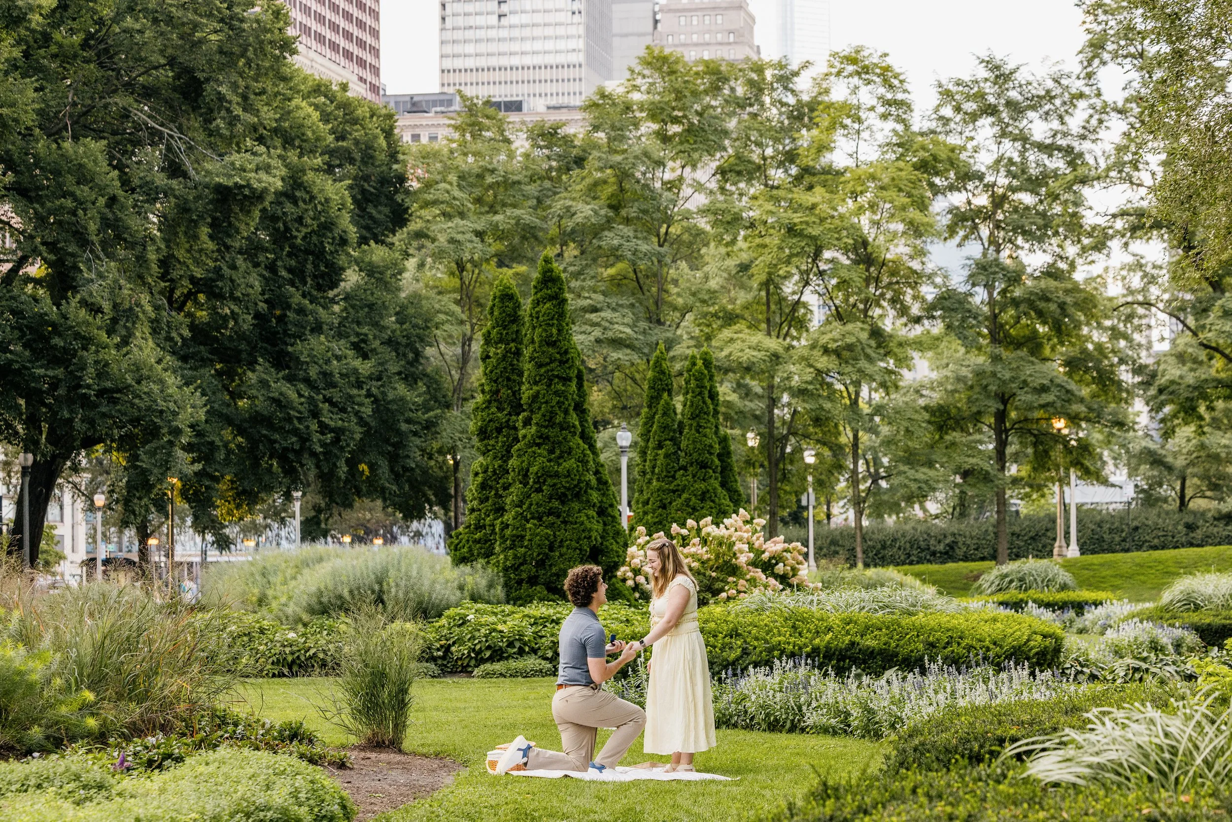 Alex Maldonado Photography- Grant Park Formal Gardens pinic proposal260826-9.jpg
