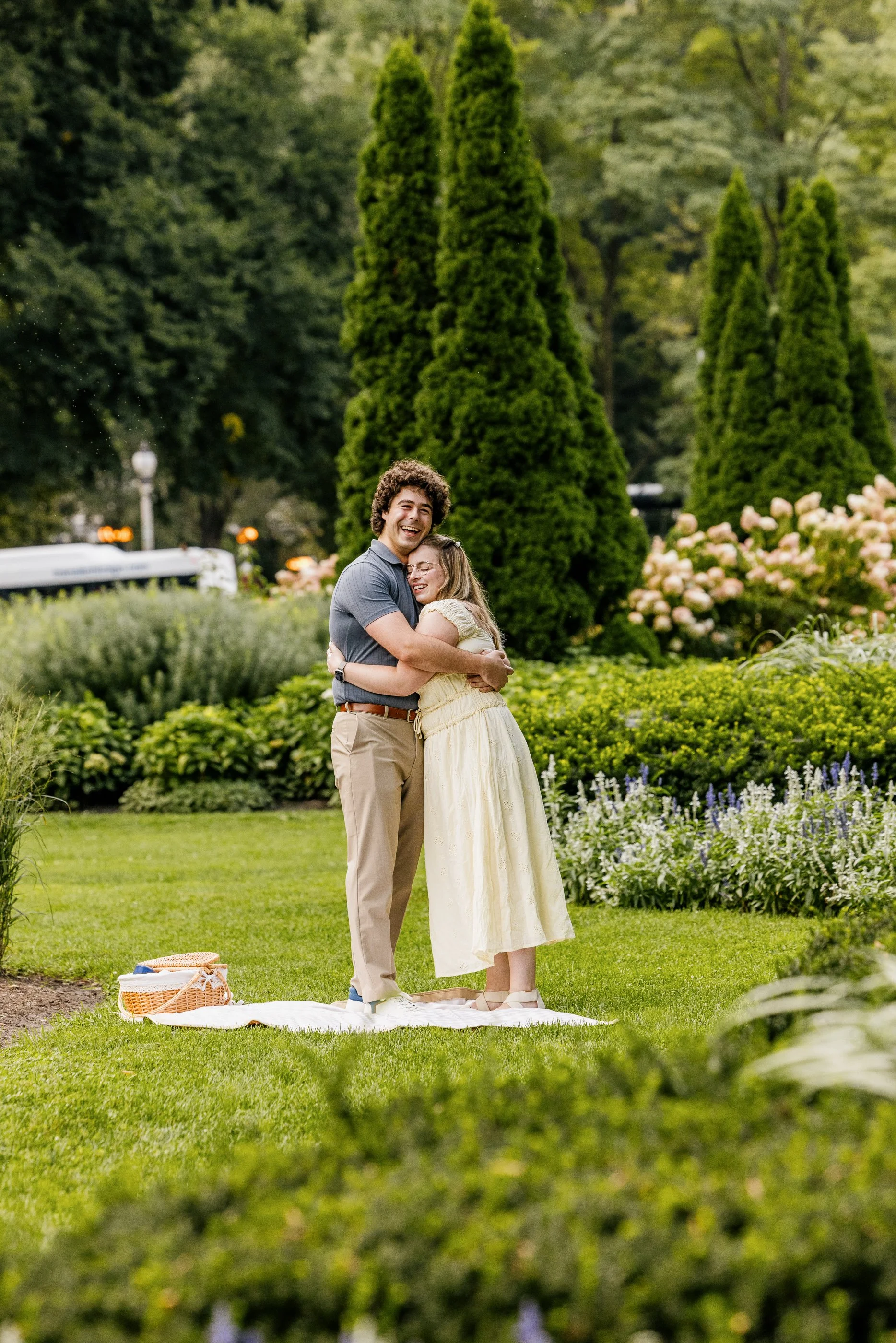 Alex Maldonado Photography- Grant Park Formal Gardens pinic proposal260826-13.jpg