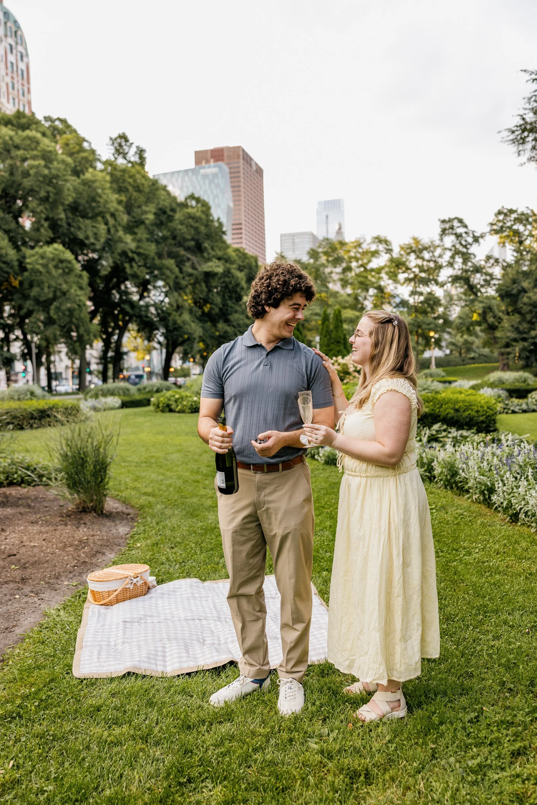 Alex Maldonado Photography- Grant Park Formal Gardens pinic proposal260826-21.jpg