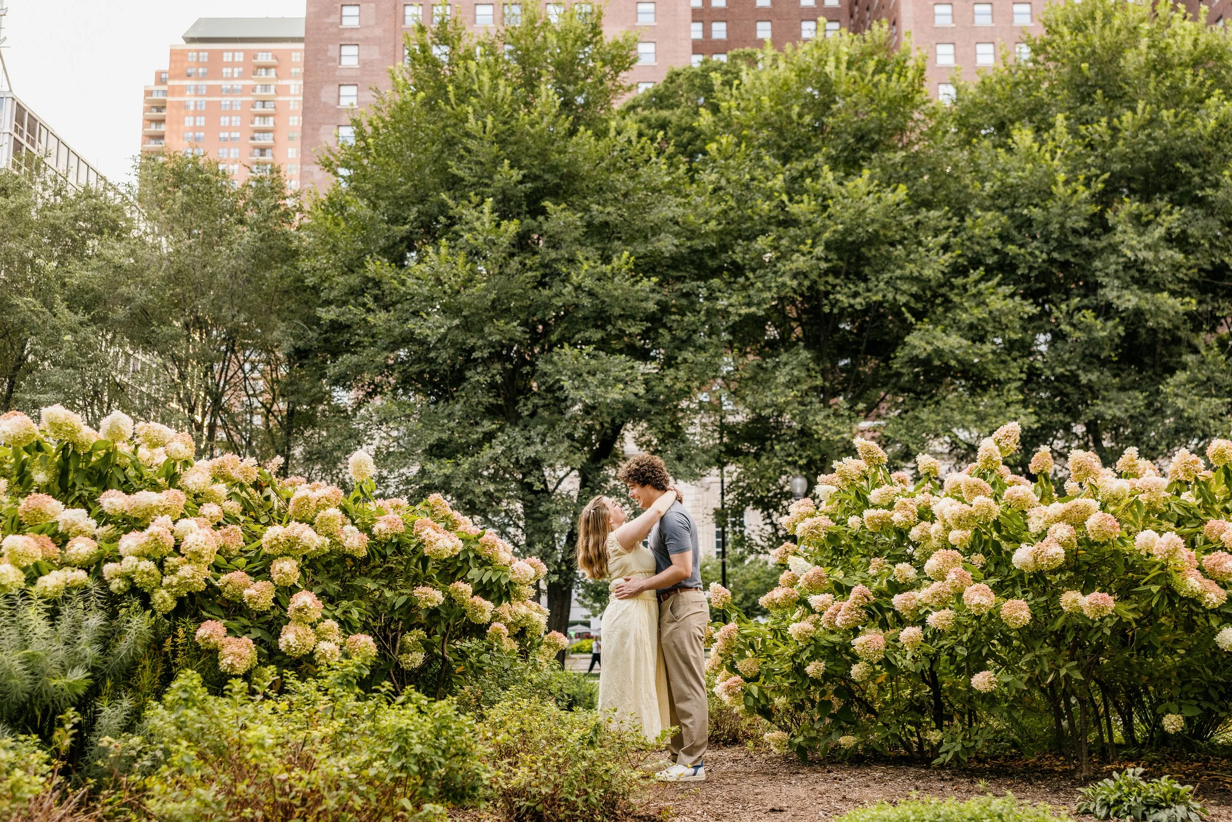 Alex Maldonado Photography- Grant Park Formal Gardens pinic proposal260826-32.jpg