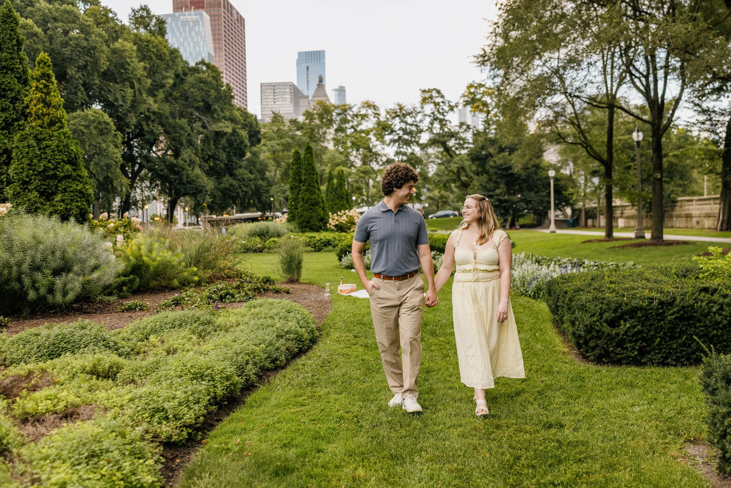 Alex Maldonado Photography- Grant Park Formal Gardens pinic proposal260826-38.jpg
