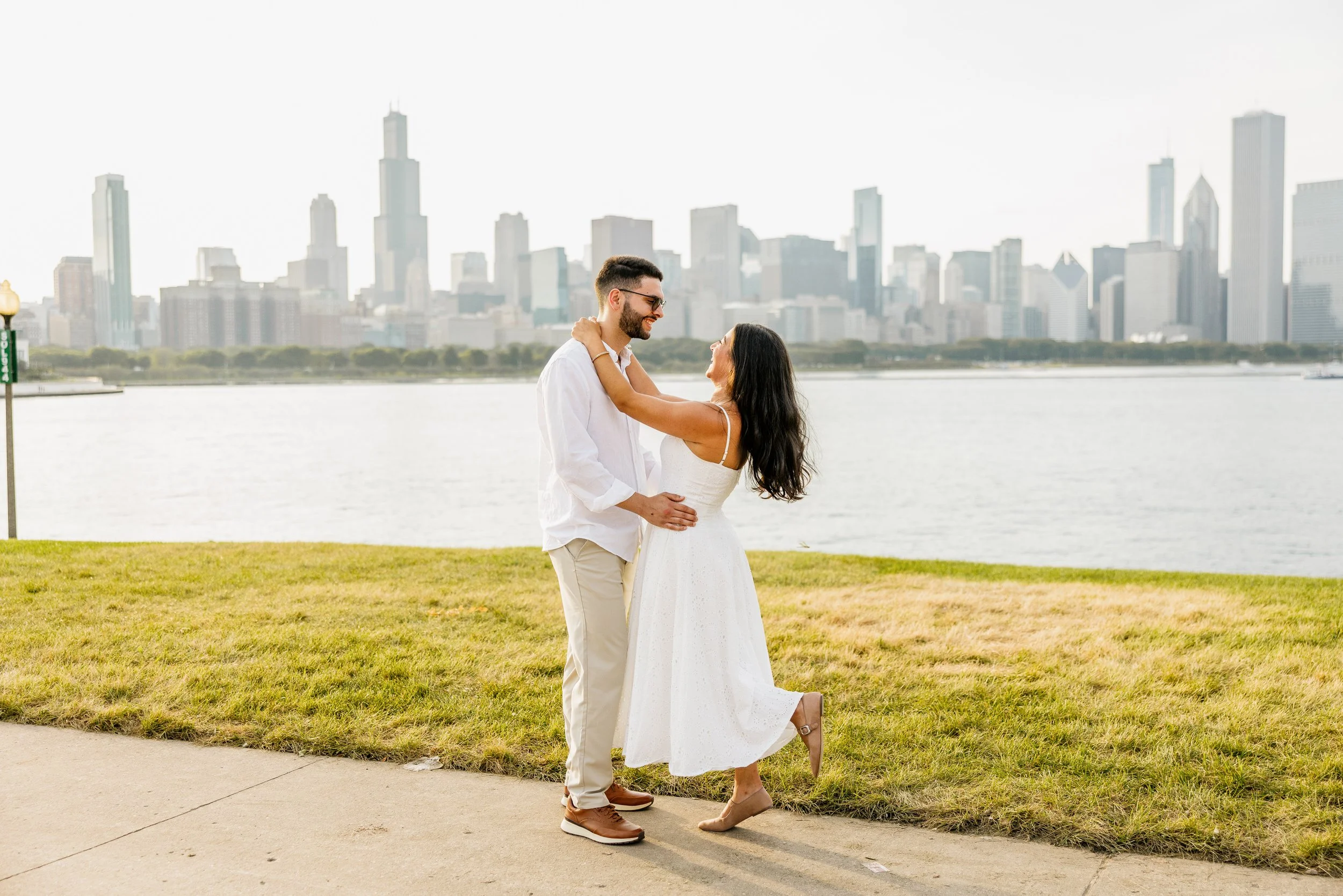 Alex Maldonado Photography-Adler Planetarium sunset proposal 260901-14.jpg