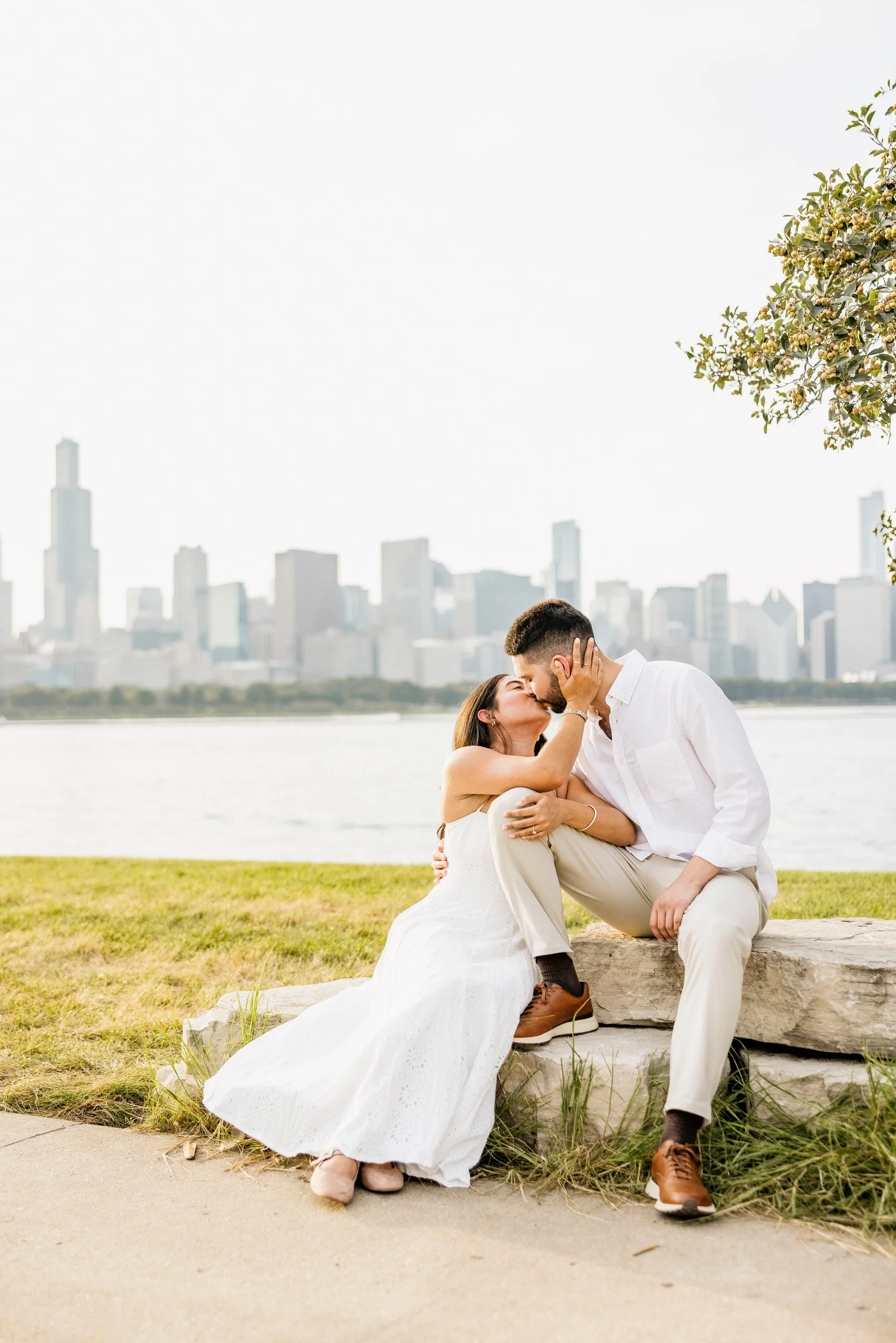 Alex Maldonado Photography-Adler Planetarium sunset proposal 260901-19.jpg