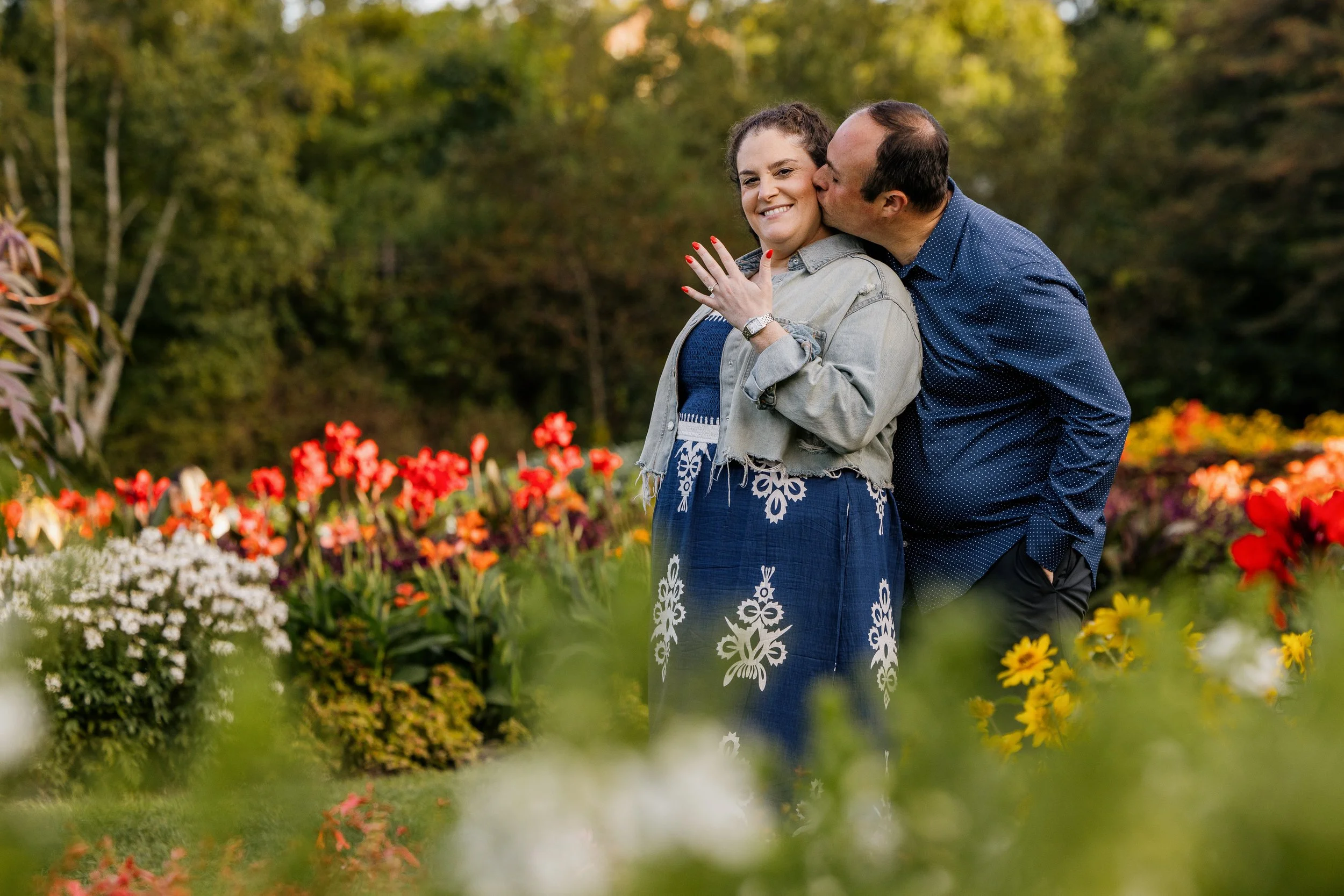 Alex Maldonado Photography-Elliot + Jen - Lincoln Park Formal Garden 260927-45.jpg