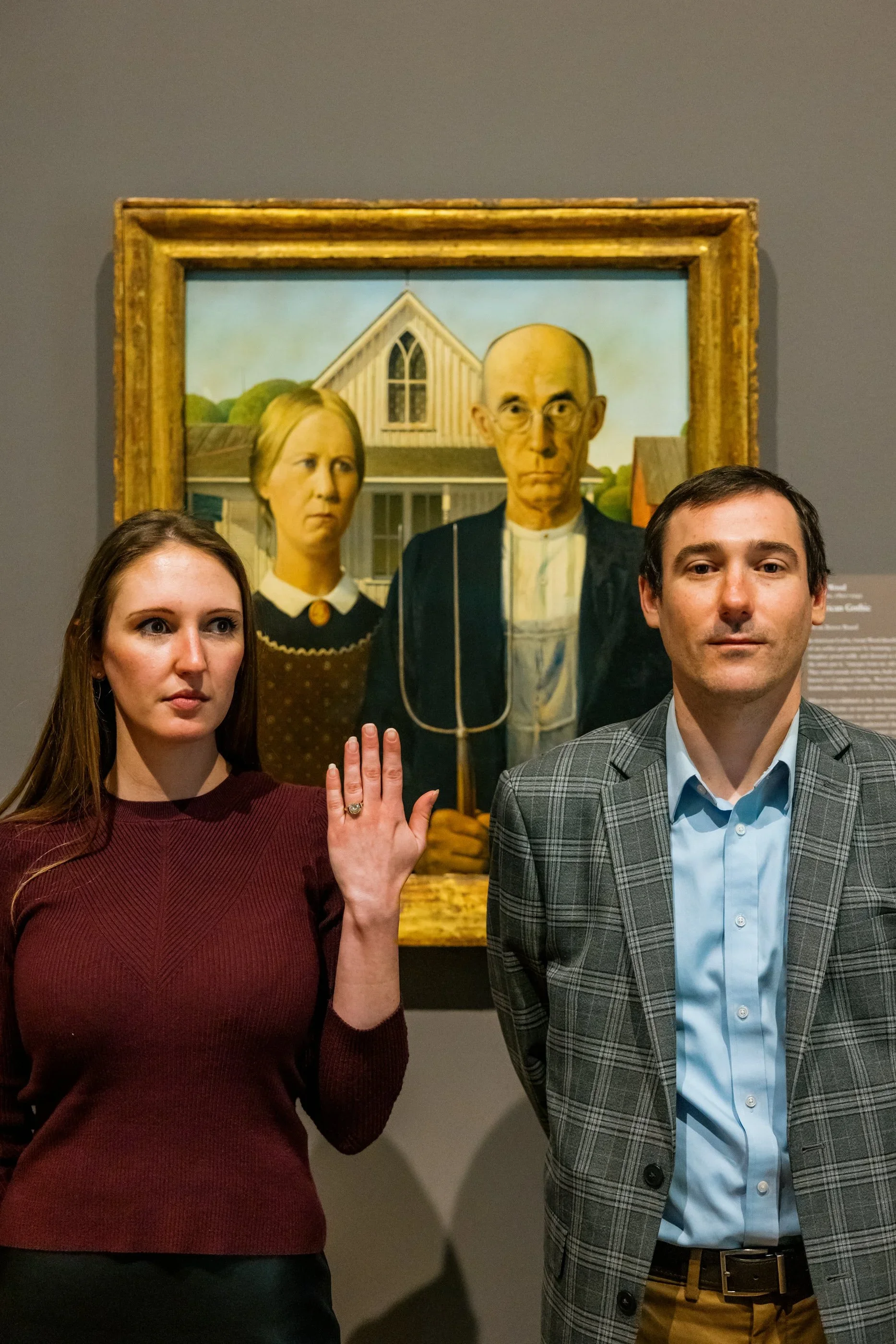 Couple recreates American Gothic Painting pose