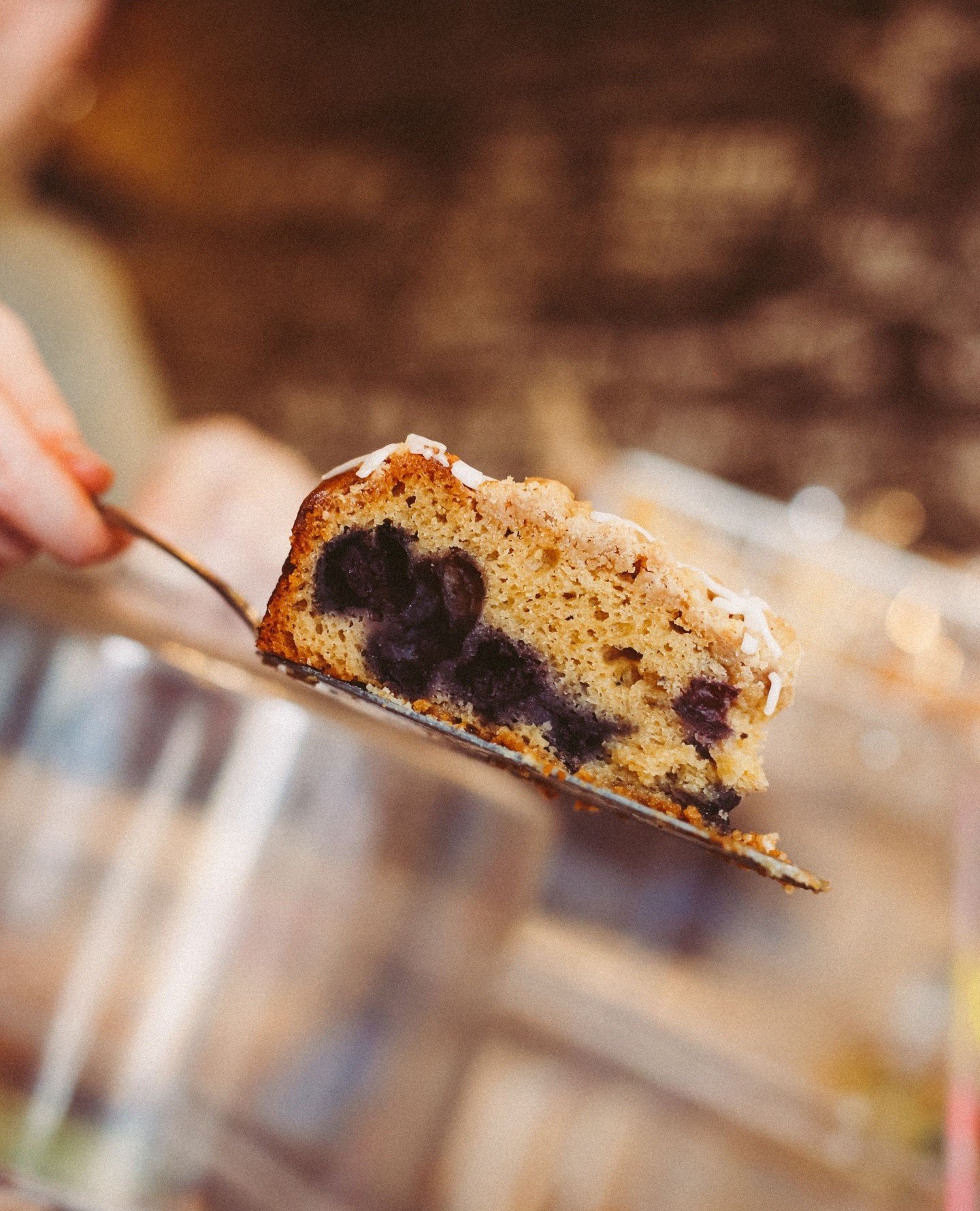 Here at Feine, you'll never meet a cake you don't love! Check out our homemade Blueberry Crumb Cake!⁠
⁠
#drinkfeine #coffeelover #crumbcake #cake #blueberrycake #pastry #bakery #cafe