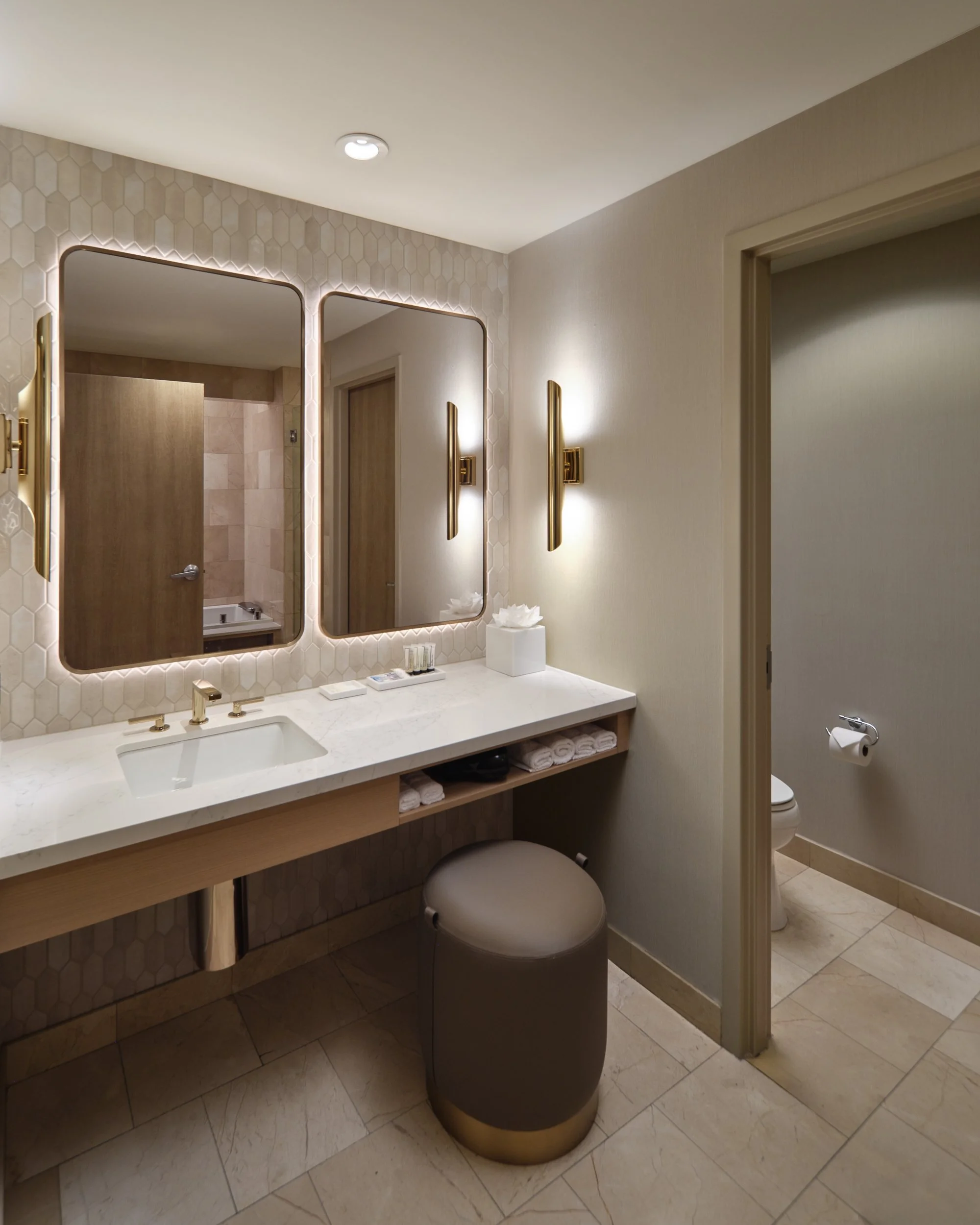 Motor City Casino Hotel_14.jpg