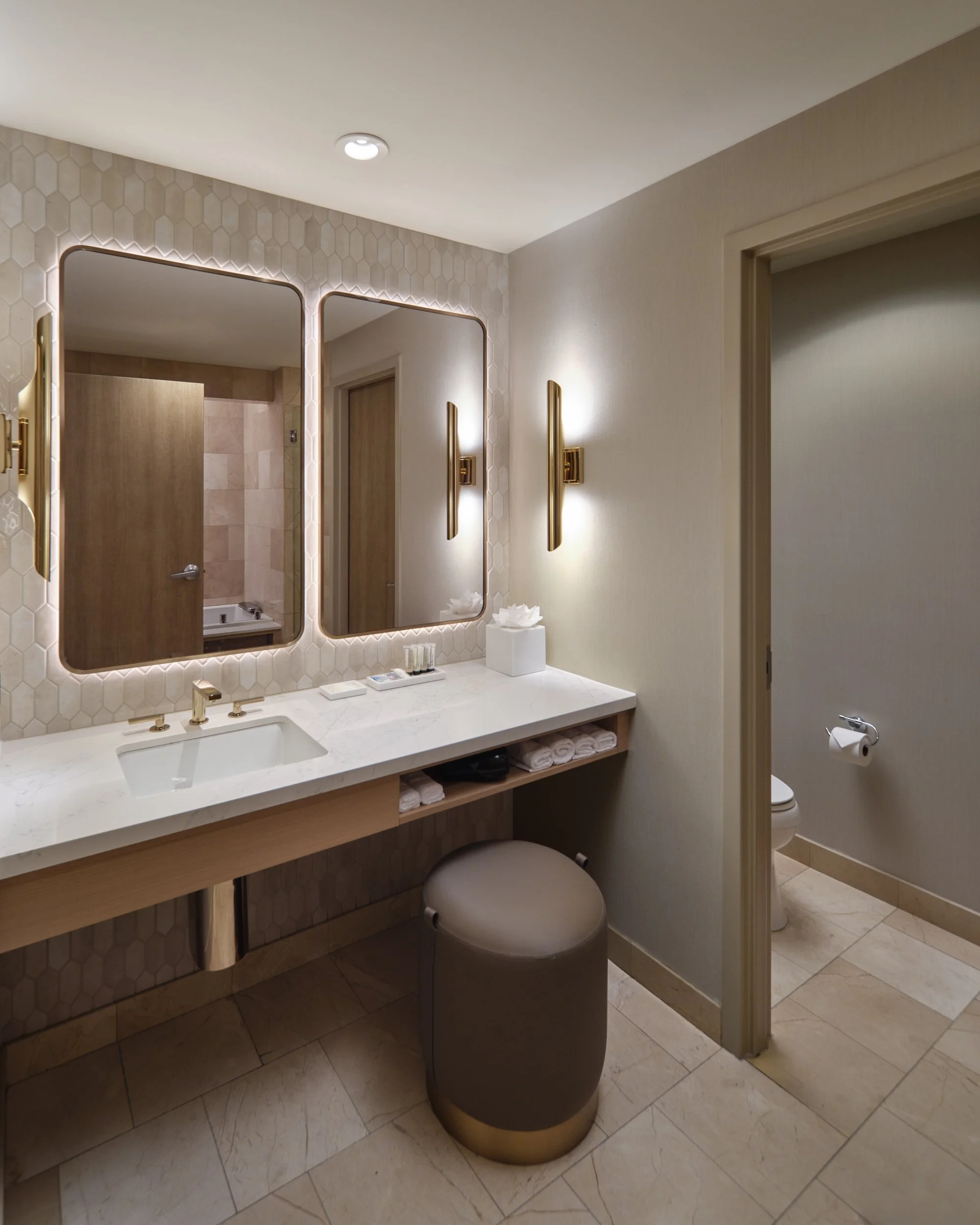 Motor City Casino Hotel_14.jpg