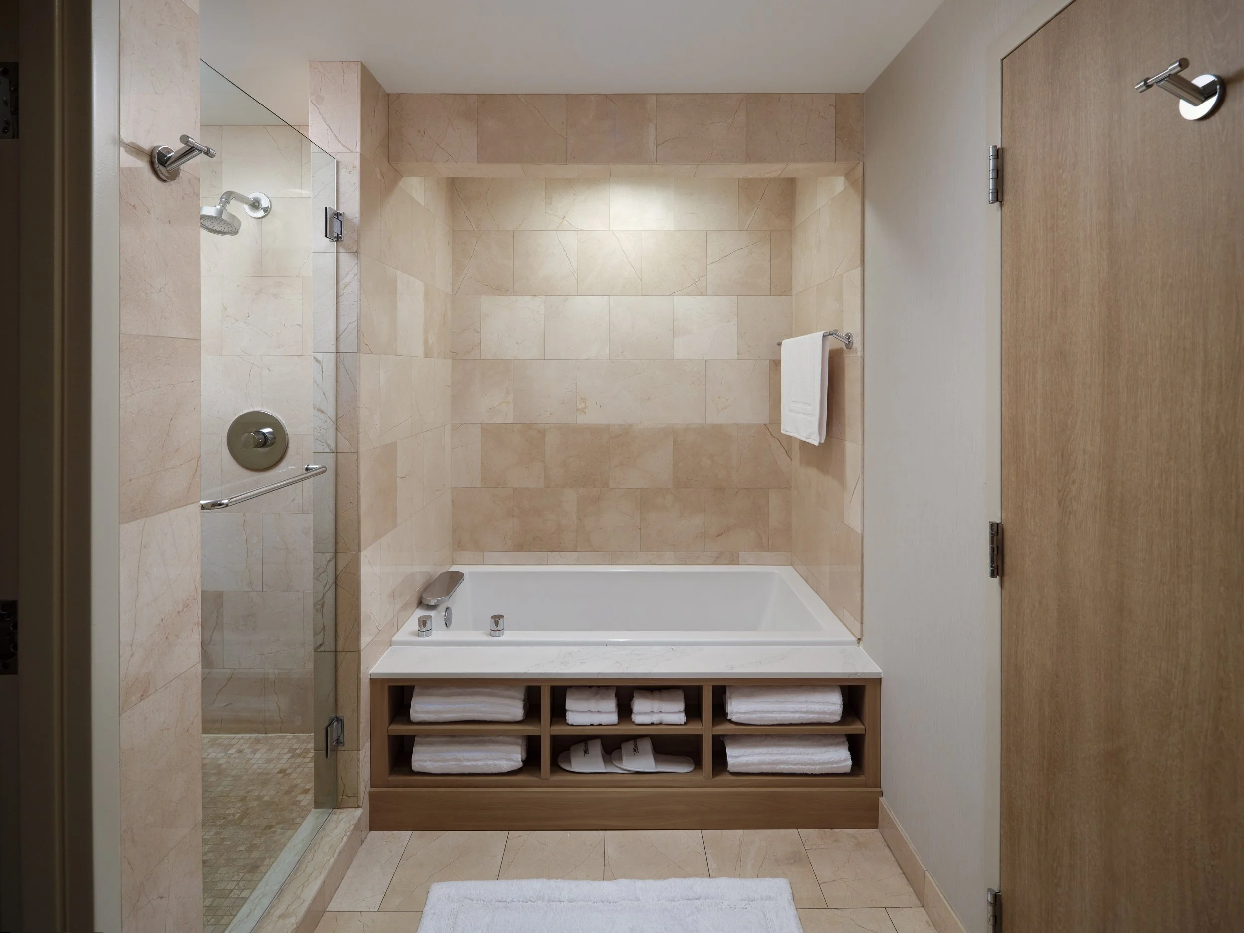 Motor City Casino Hotel_15.jpg