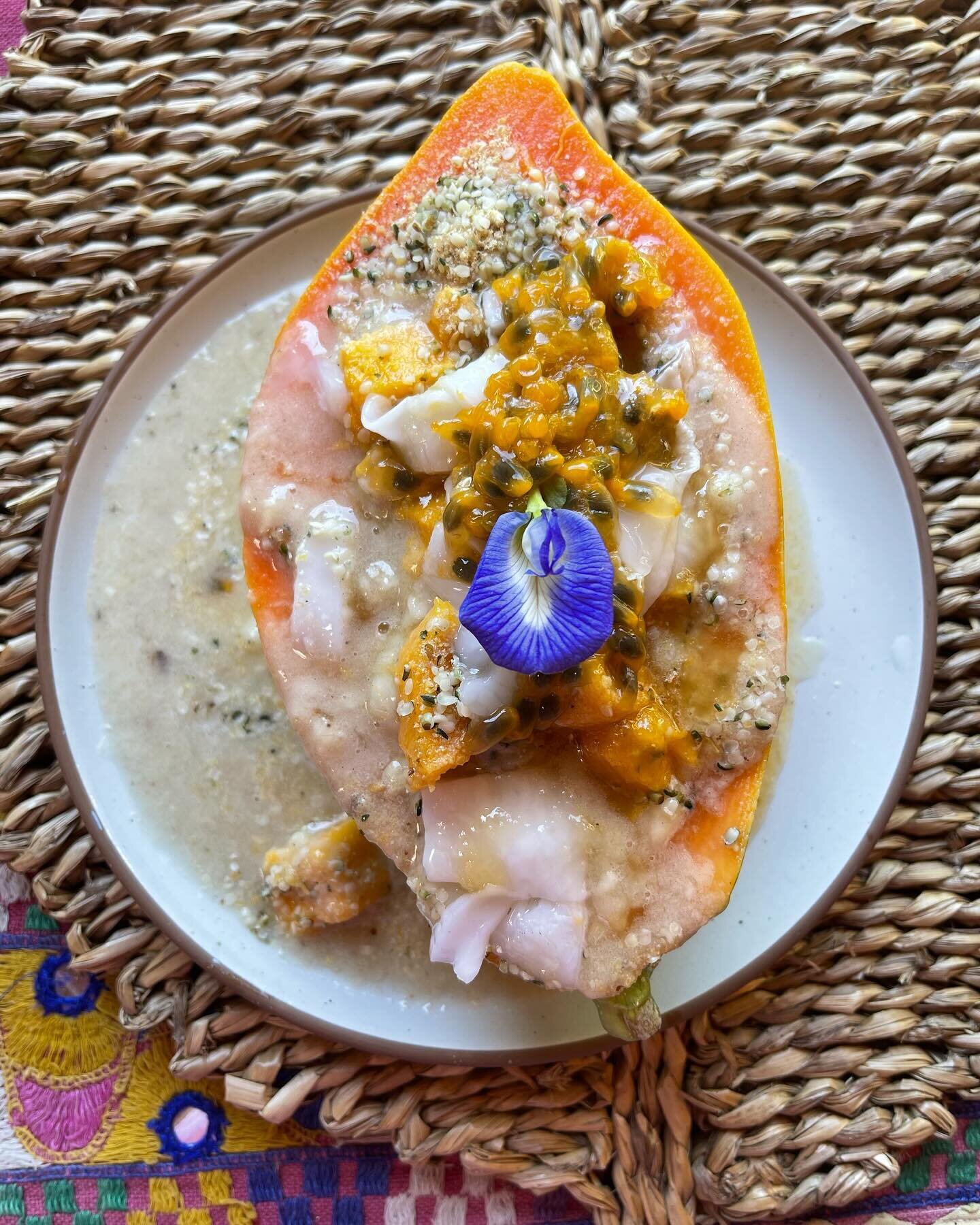 We are so blessed here on the land and love to share that with you. The kind of goods we serve you from our land. 100% organic grown here in Wai Mana minus the hemp seeds, Maca, and Golden Flax&hellip;The Vision Bowl gets your creativity FLOWING and 