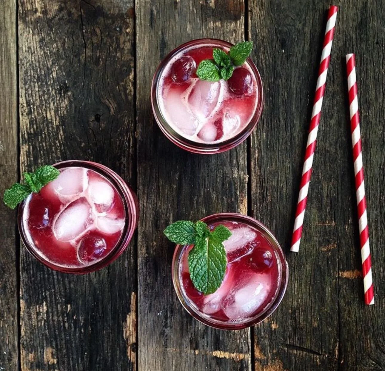 The thing I heard from most of you over the last few months is that cocktail making is where it&rsquo;s at, and with over 26 flavours to choose from, we&rsquo;ve got you covered for custom crafting your signature mocktail  for the holidays.
Want to k