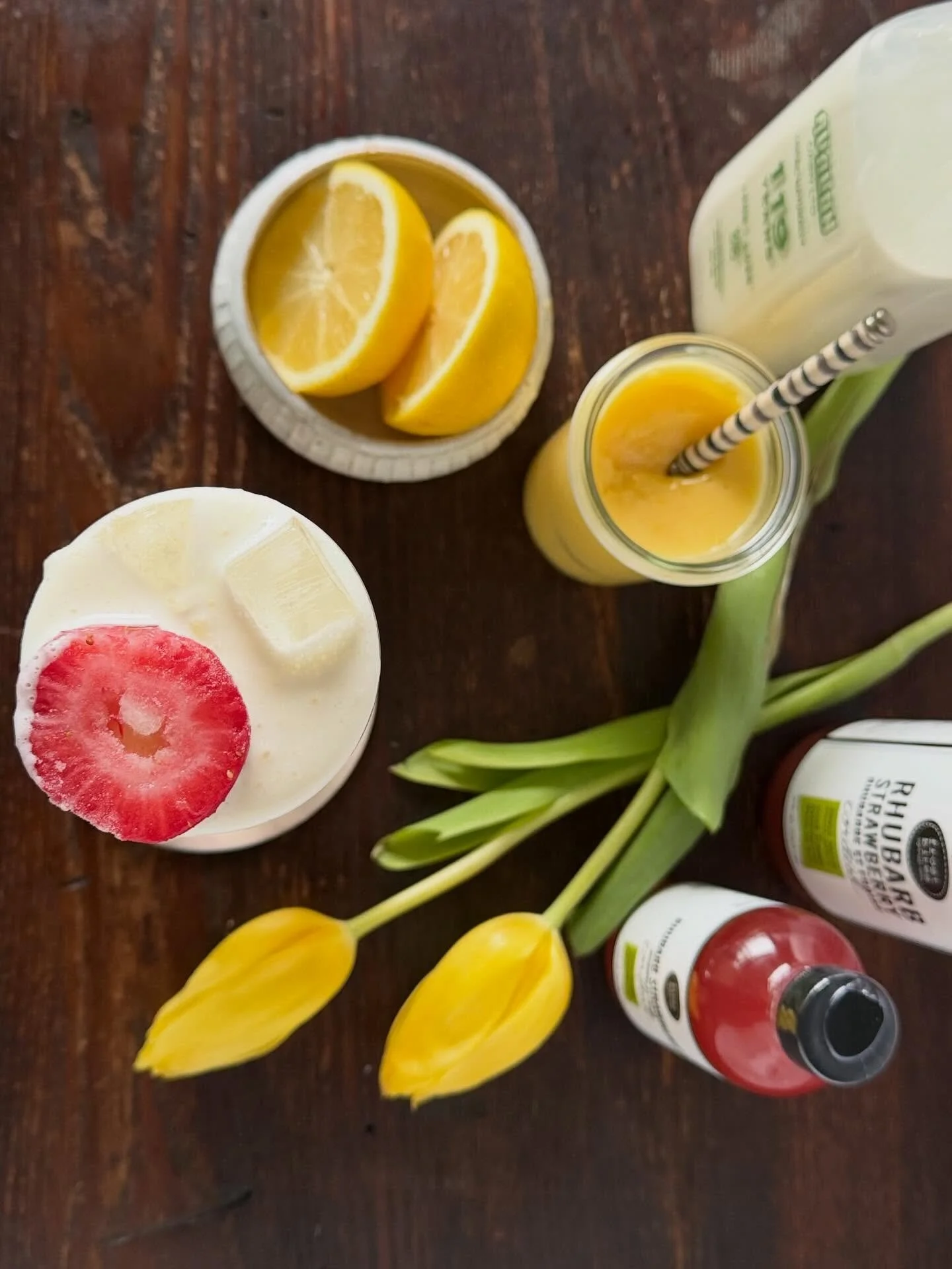 Rhubarb Strawberry Lemonade with Lemon Curd Cold Foam

The lemonade alone is delicious&hellip;.but the addition of the lemon curd cold foam is next level! 

Recipe:
8oz lemonade (best made homemade but store bought work)
1 oz rhubarb strawberry cordi