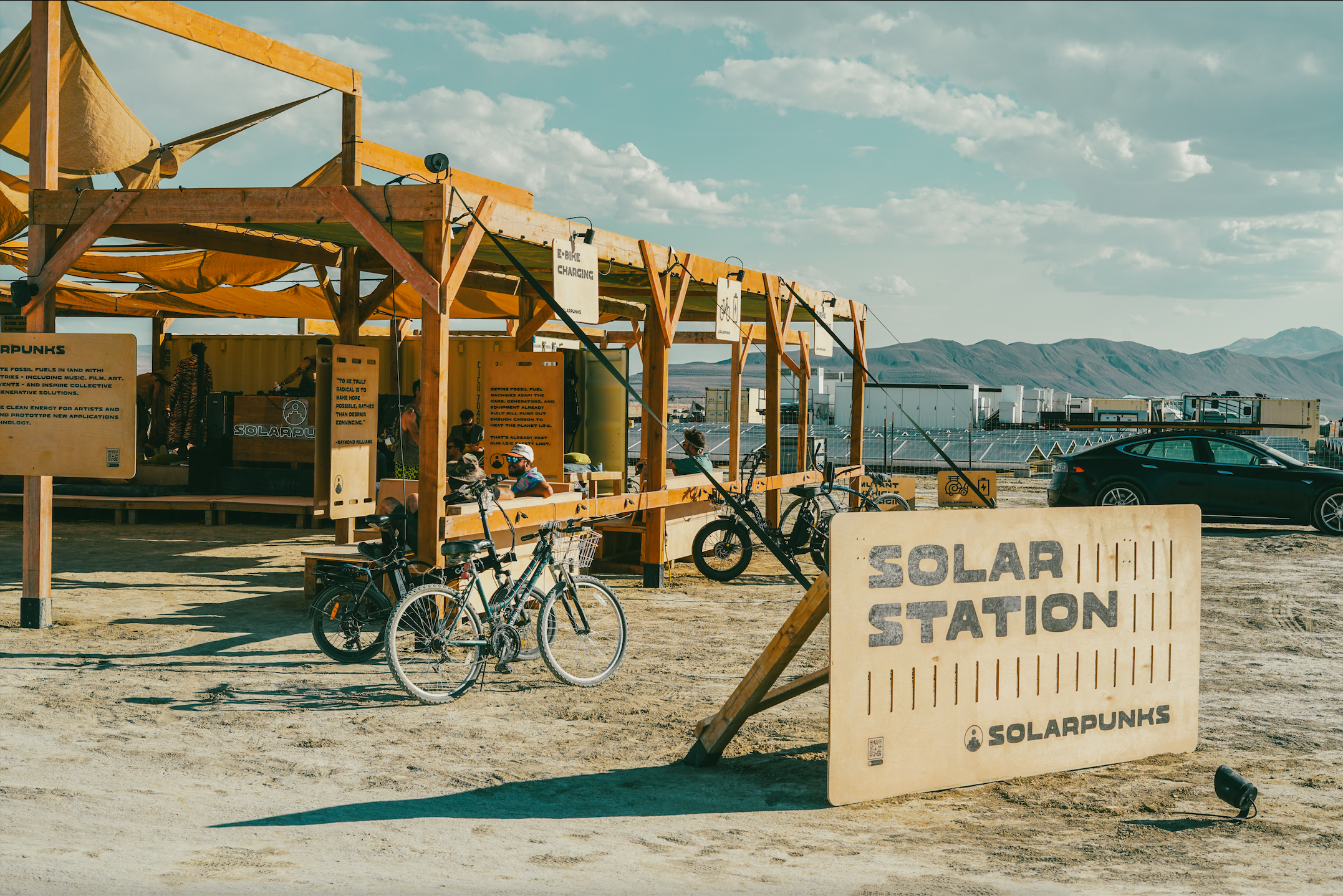solarpunks solar station