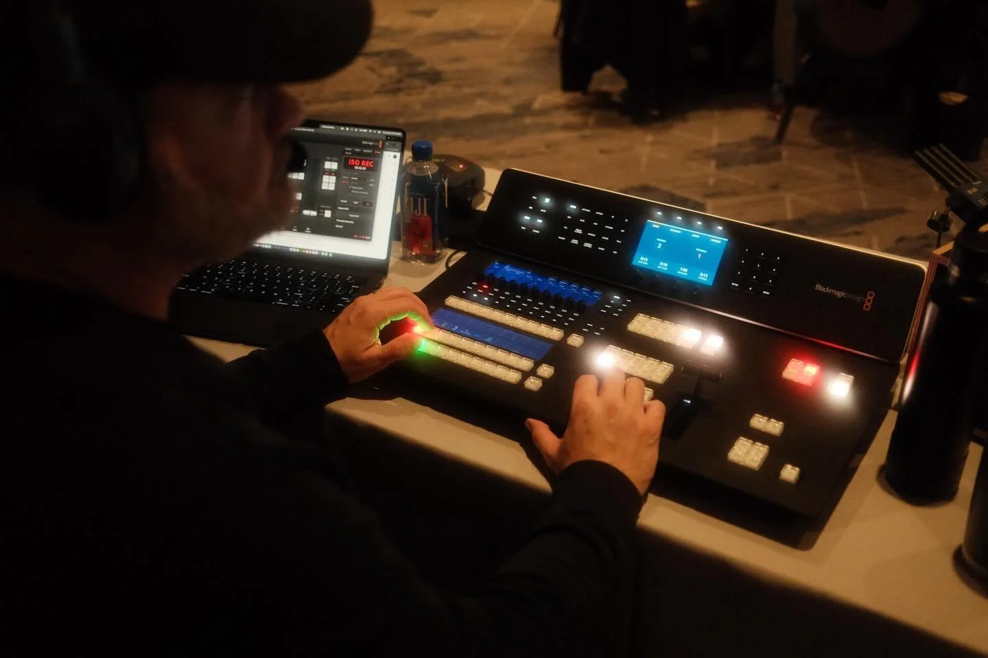 Weekends in the big city. Thankful that @peoples.church allowed us the opportunity to capture their Staff Advance. It&rsquo;s always great to serve them! #worthwhile #media #production #livevents #productionlife